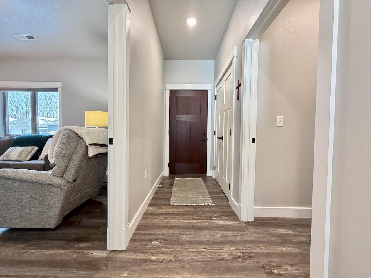 2023 townhouse for sale at 736 Oak Trail in Fergus Falls, MN — 2 bed, 2 bath (photo 24 of 30)