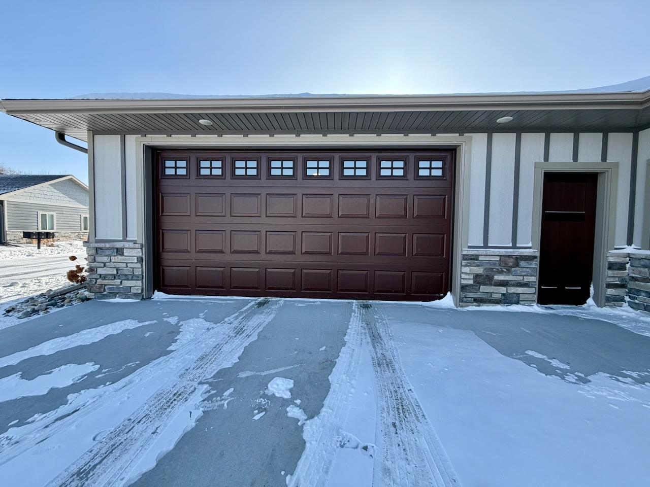 2023 townhouse for sale at 736 Oak Trail in Fergus Falls, MN — 2 bed, 2 bath (photo 6 of 30)
