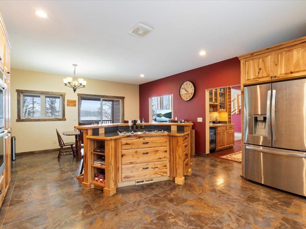 2015 single family home for sale at 27543 300th Place in Aitkin, MN — 4 bed, 5 bath (photo 25 of 91)