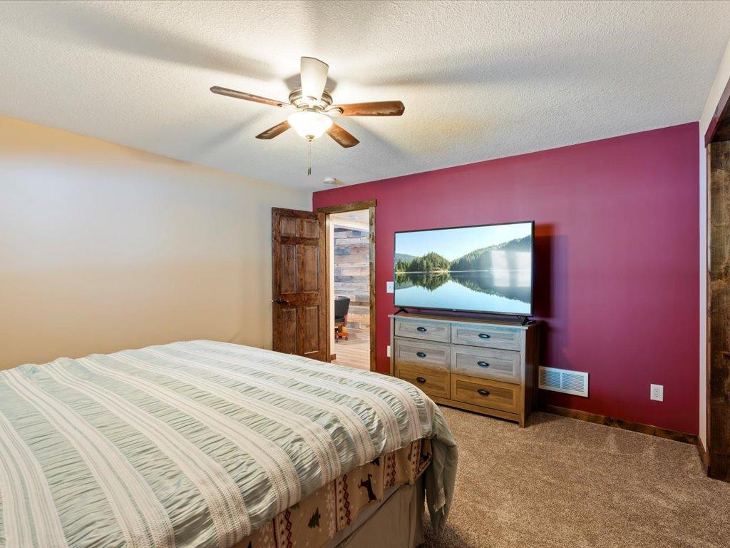 2015 single family home for sale at 27543 300th Place in Aitkin, MN — 4 bed, 5 bath (photo 34 of 91)