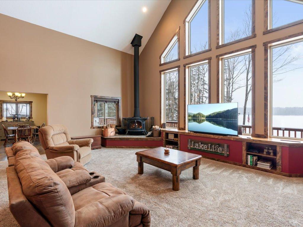 2015 single family home for sale at 27543 300th Place in Aitkin, MN — 4 bed, 5 bath (photo 8 of 91)