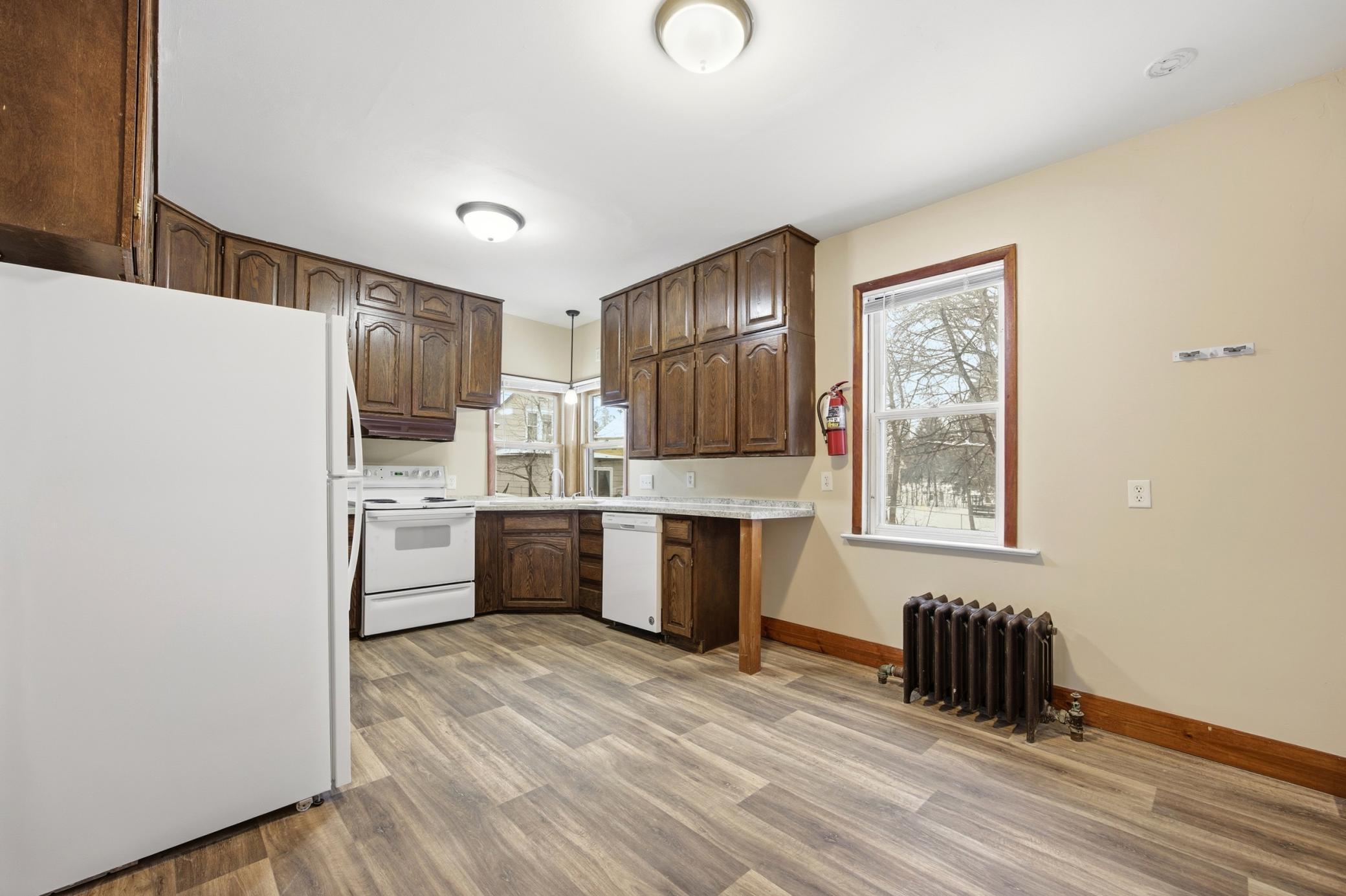 819 7th Avenue S, Moorhead MN 56560 - Photo 12 of 30