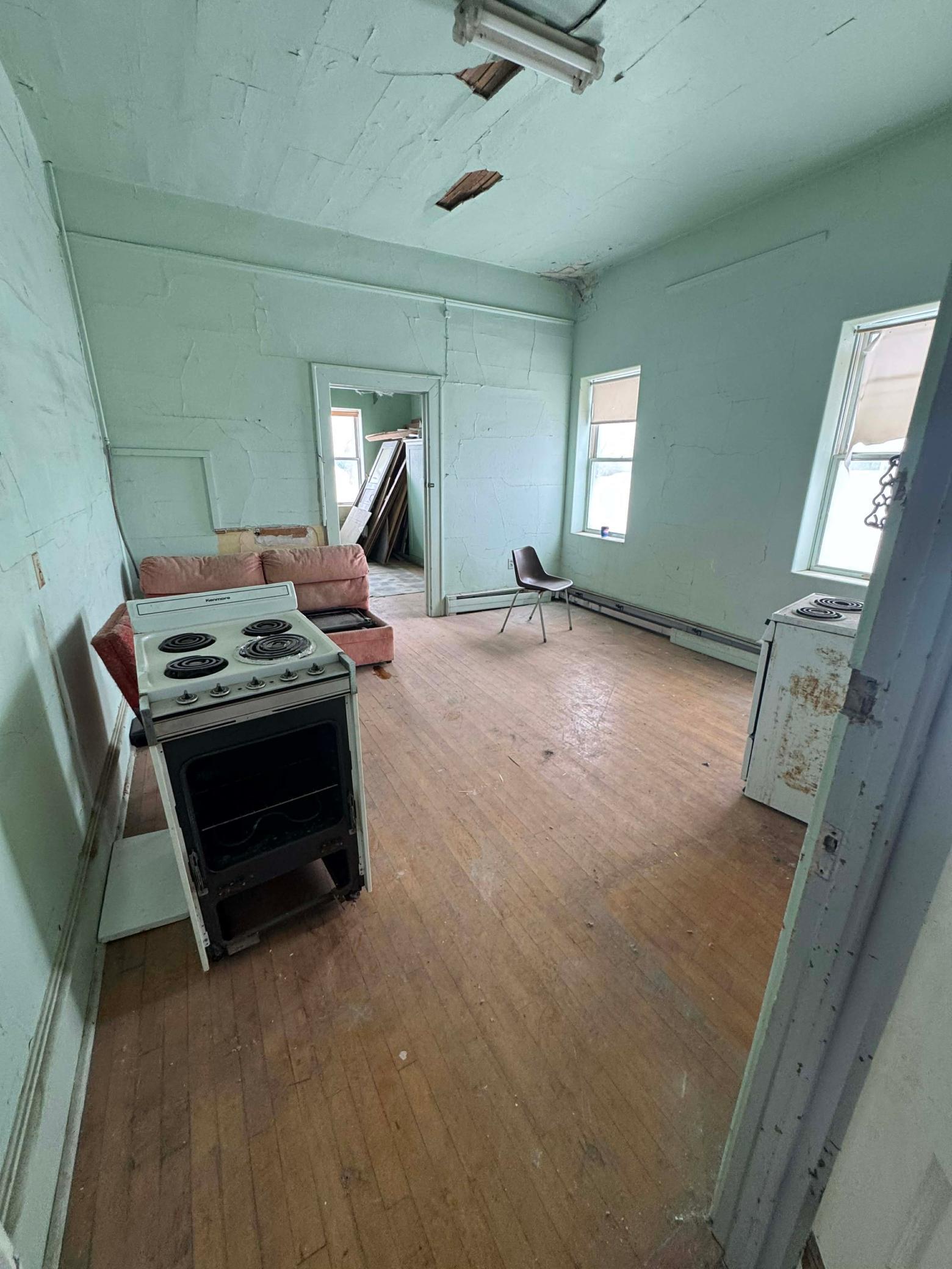 1950 home for sale at 126 Main Street in Lakota, ND — 8 bed, 4 bath (photo 37 of 60)