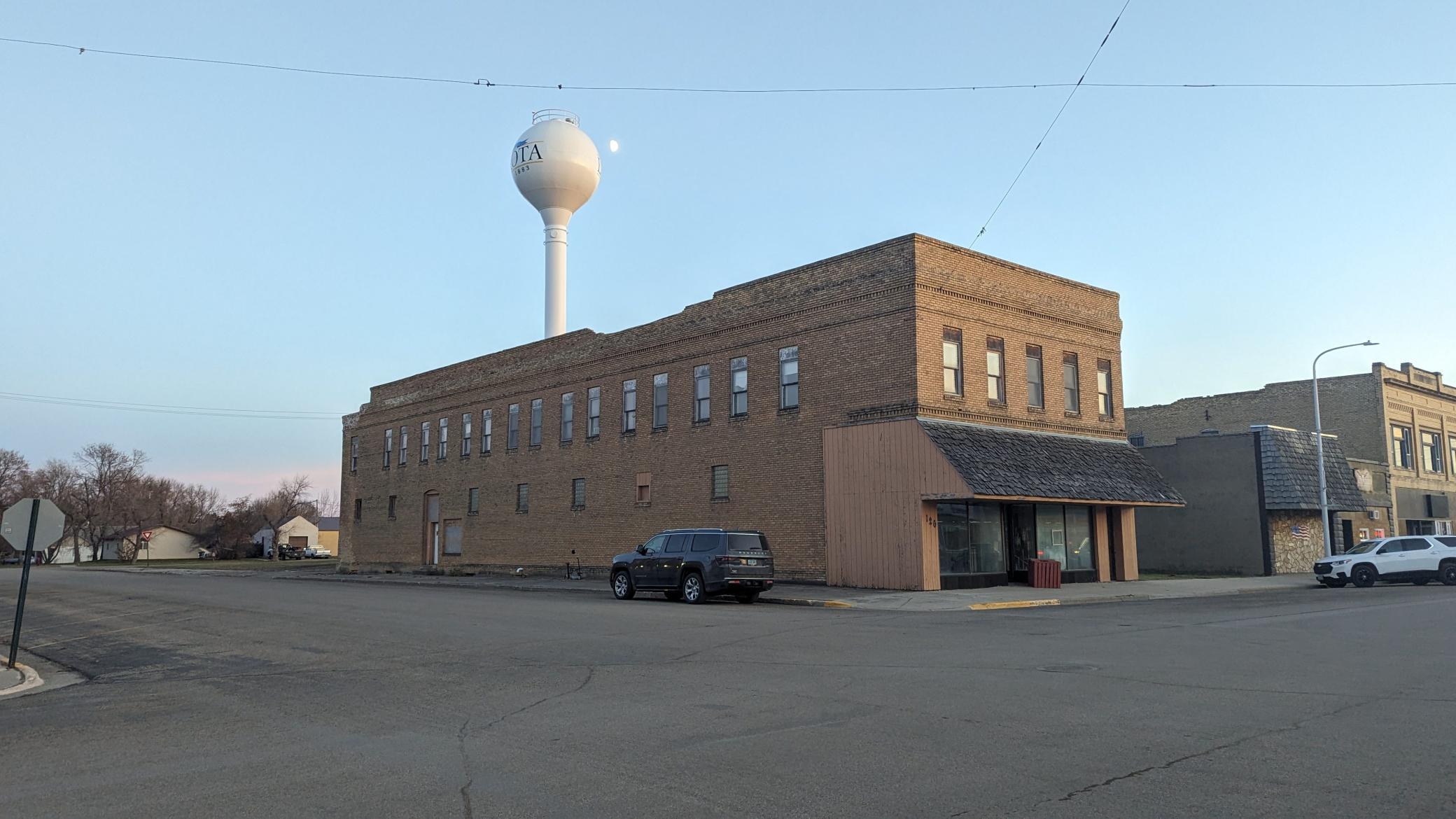1950 home for sale at 126 Main Street in Lakota, ND — 8 bed, 4 bath (photo 58 of 60)