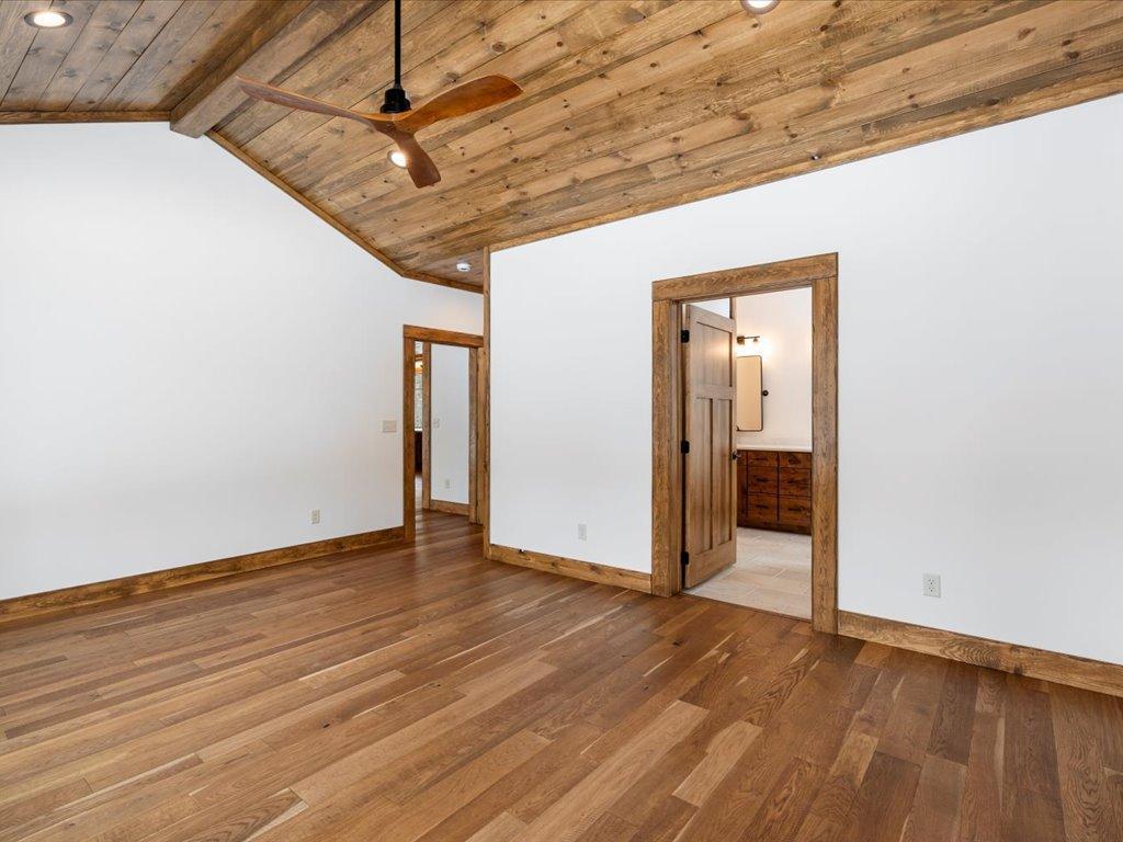 2025 single family home for sale at 27222 Island View Drive in Park Rapids, MN — 3 bed, 3 bath (photo 31 of 46)