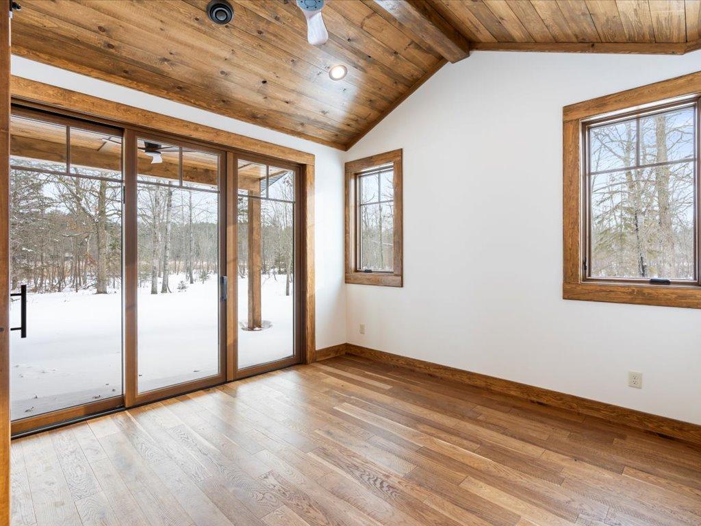 2025 single family home for sale at 27222 Island View Drive in Park Rapids, MN — 3 bed, 3 bath (photo 37 of 46)