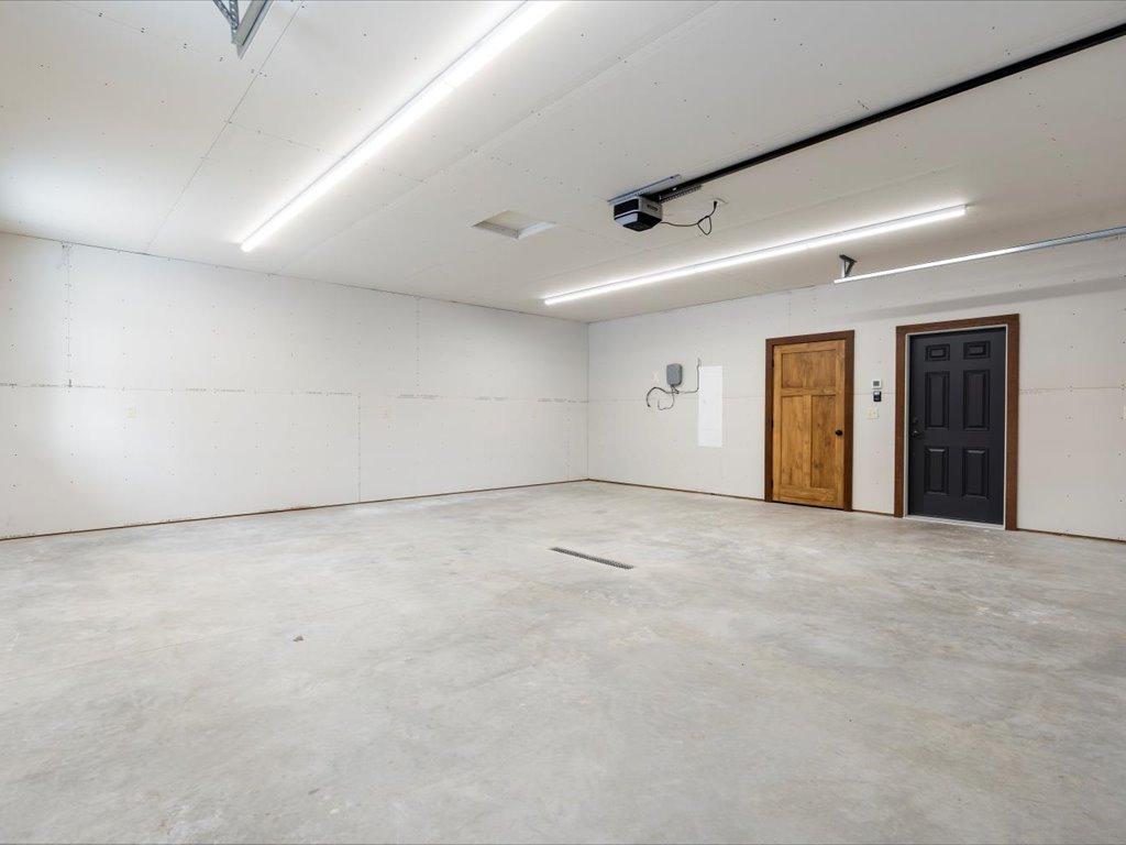 2025 single family home for sale at 27222 Island View Drive in Park Rapids, MN — 3 bed, 3 bath (photo 44 of 46)