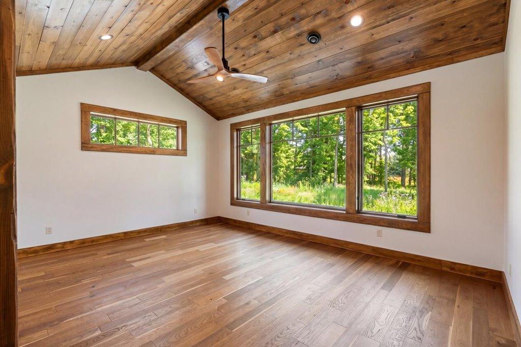 2025 single family home for sale at 27222 Island View Drive in Park Rapids, MN — 3 bed, 3 bath (photo 26 of 43)