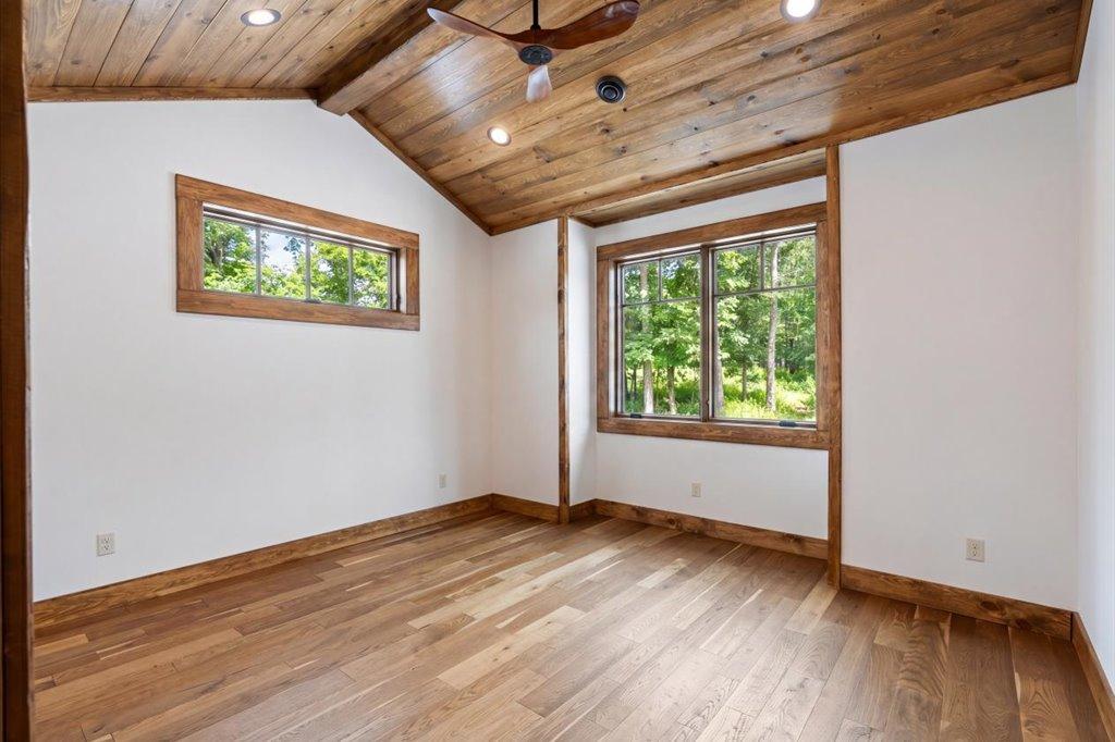 2025 single family home for sale at 27222 Island View Drive in Park Rapids, MN — 3 bed, 3 bath (photo 33 of 43)