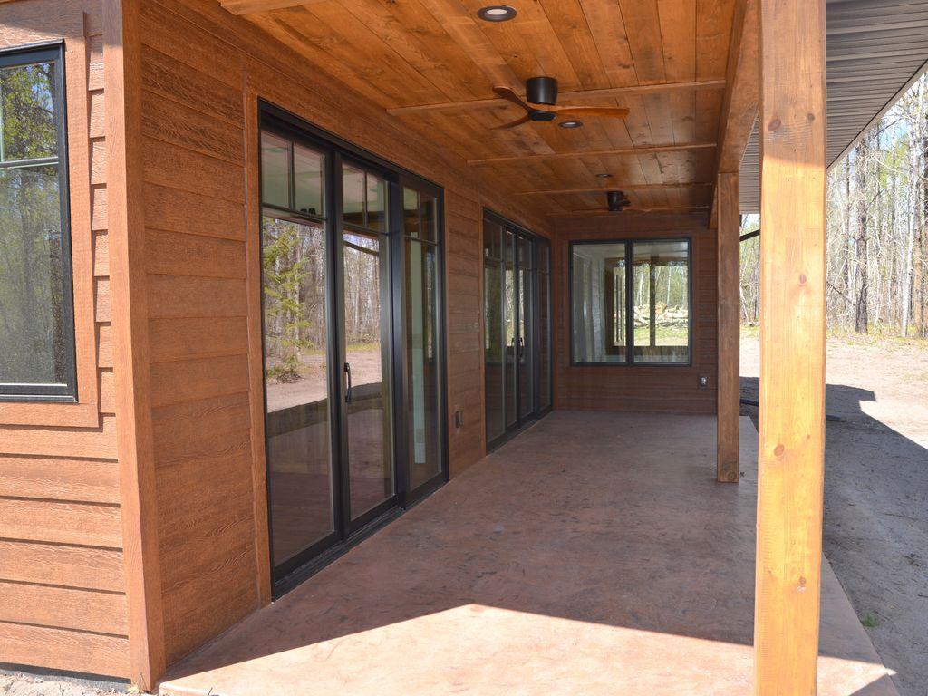 2025 single family home for sale at 27222 Island View Drive in Park Rapids, MN — 3 bed, 3 bath (photo 6 of 43)