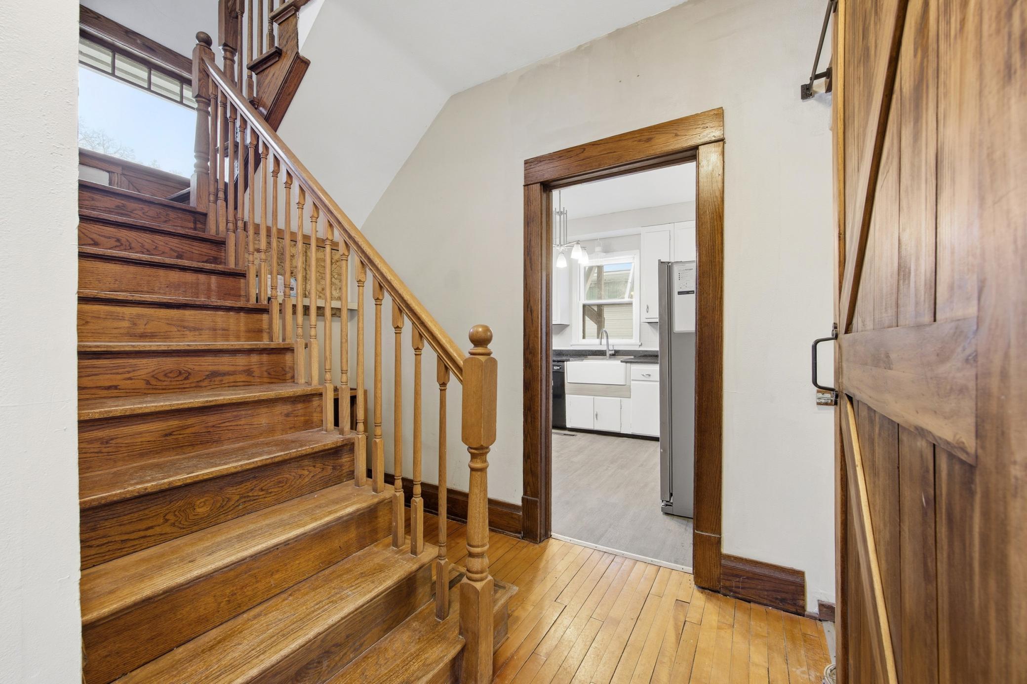1914 single family home for sale at 1122 4th Avenue N in Fargo, ND — 3 bed, 2 bath (photo 12 of 23)