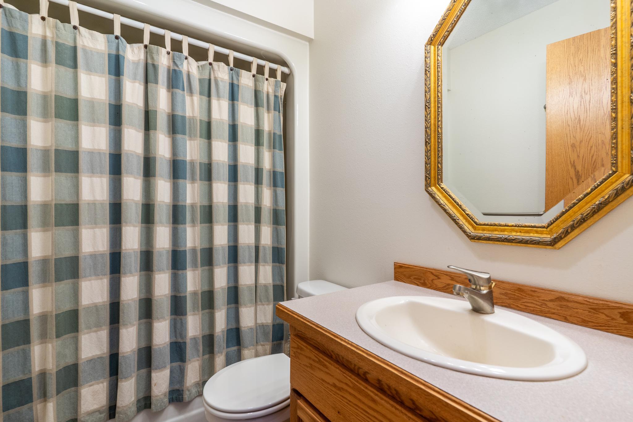 2000 single family home for sale at 39233 E Union Drive in Erskine, MN — 5 bed, 3 bath (photo 18 of 40)