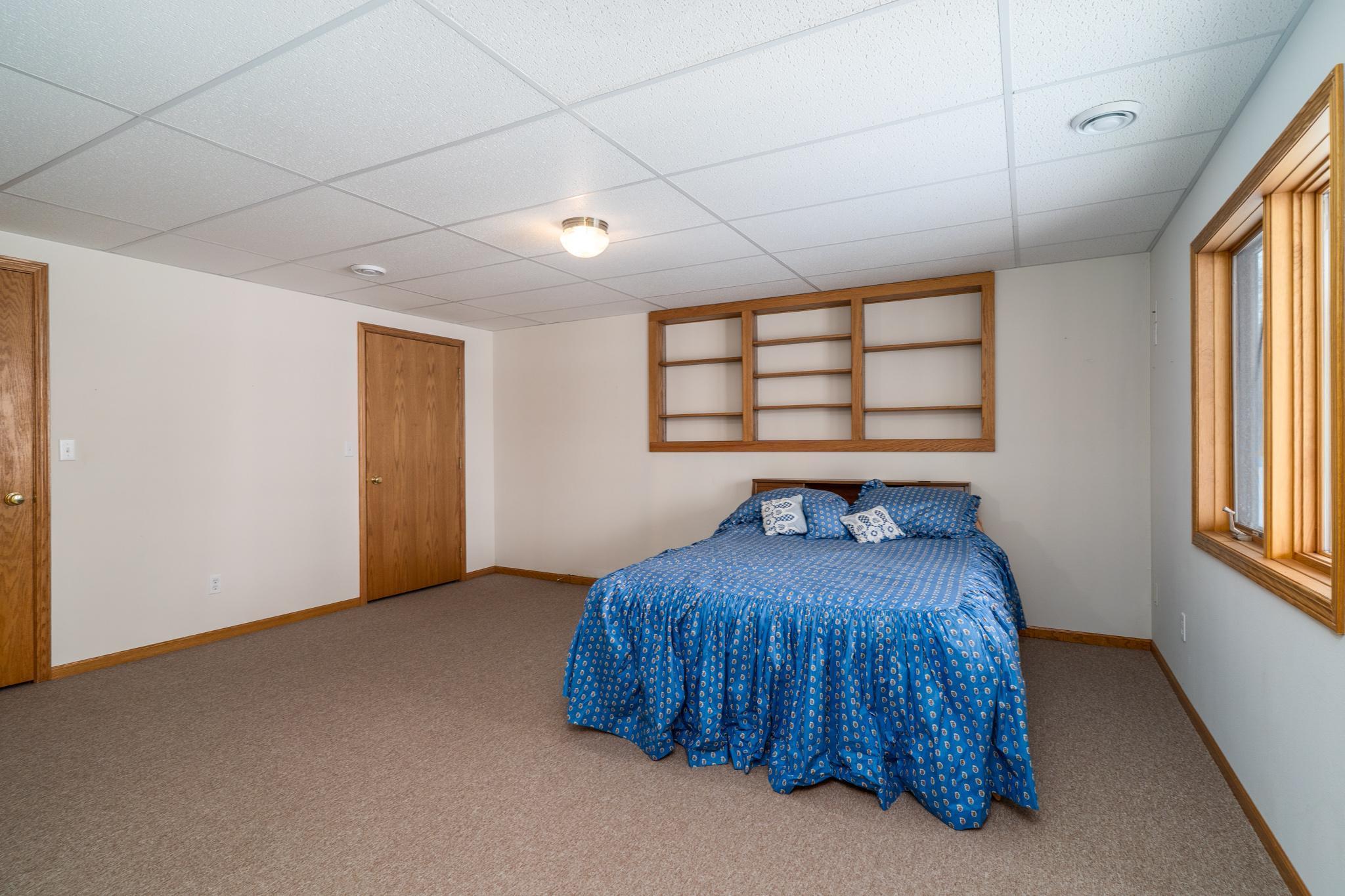2000 single family home for sale at 39233 E Union Drive in Erskine, MN — 5 bed, 3 bath (photo 22 of 40)