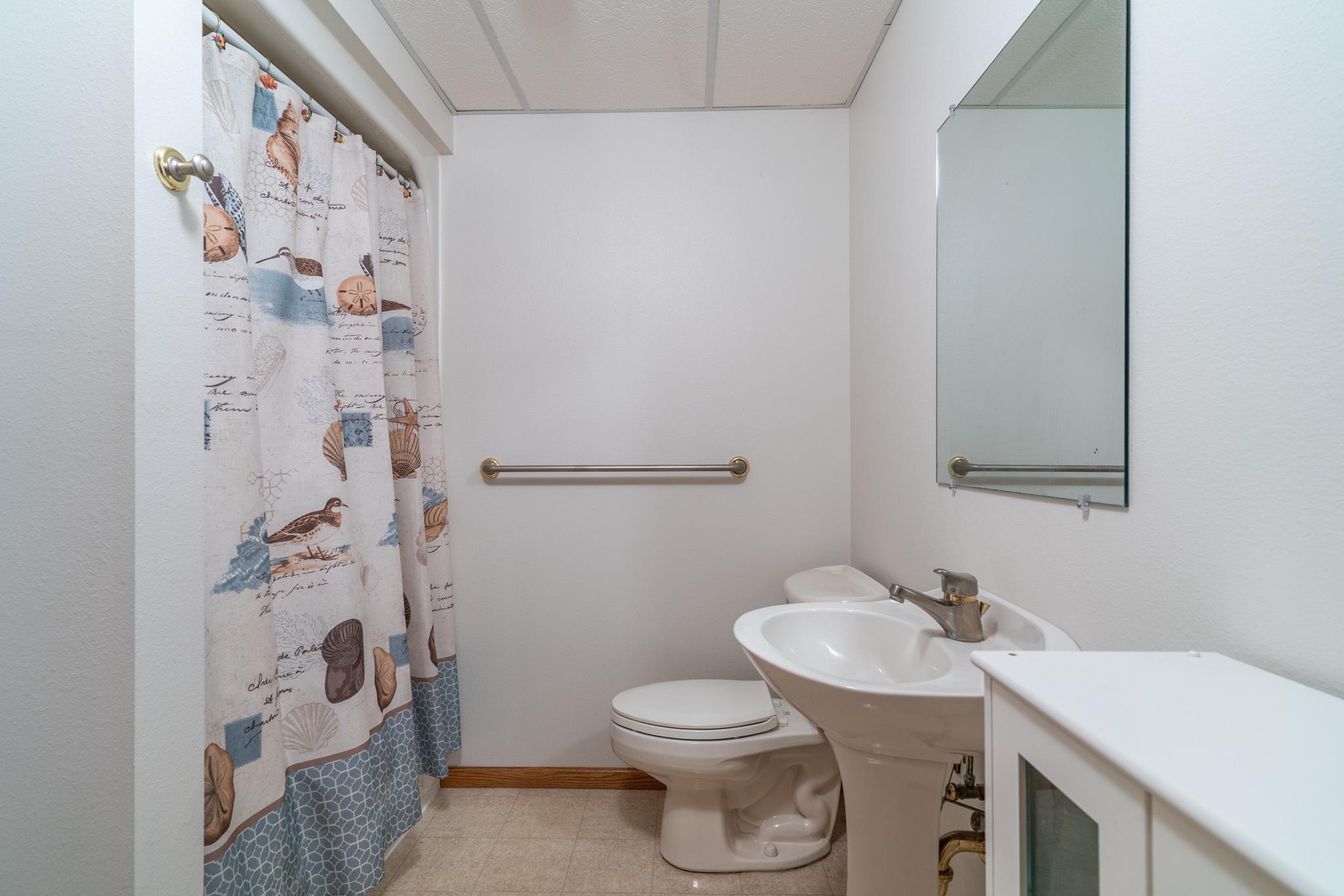2000 single family home for sale at 39233 E Union Drive in Erskine, MN — 5 bed, 3 bath (photo 26 of 40)