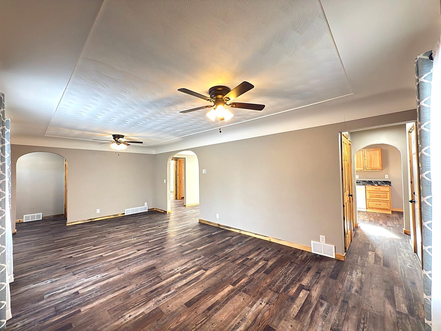 1960 single family home for sale at 23033 County Road 2 in Brainerd, MN — 4 bed, 2 bath (photo 17 of 57)