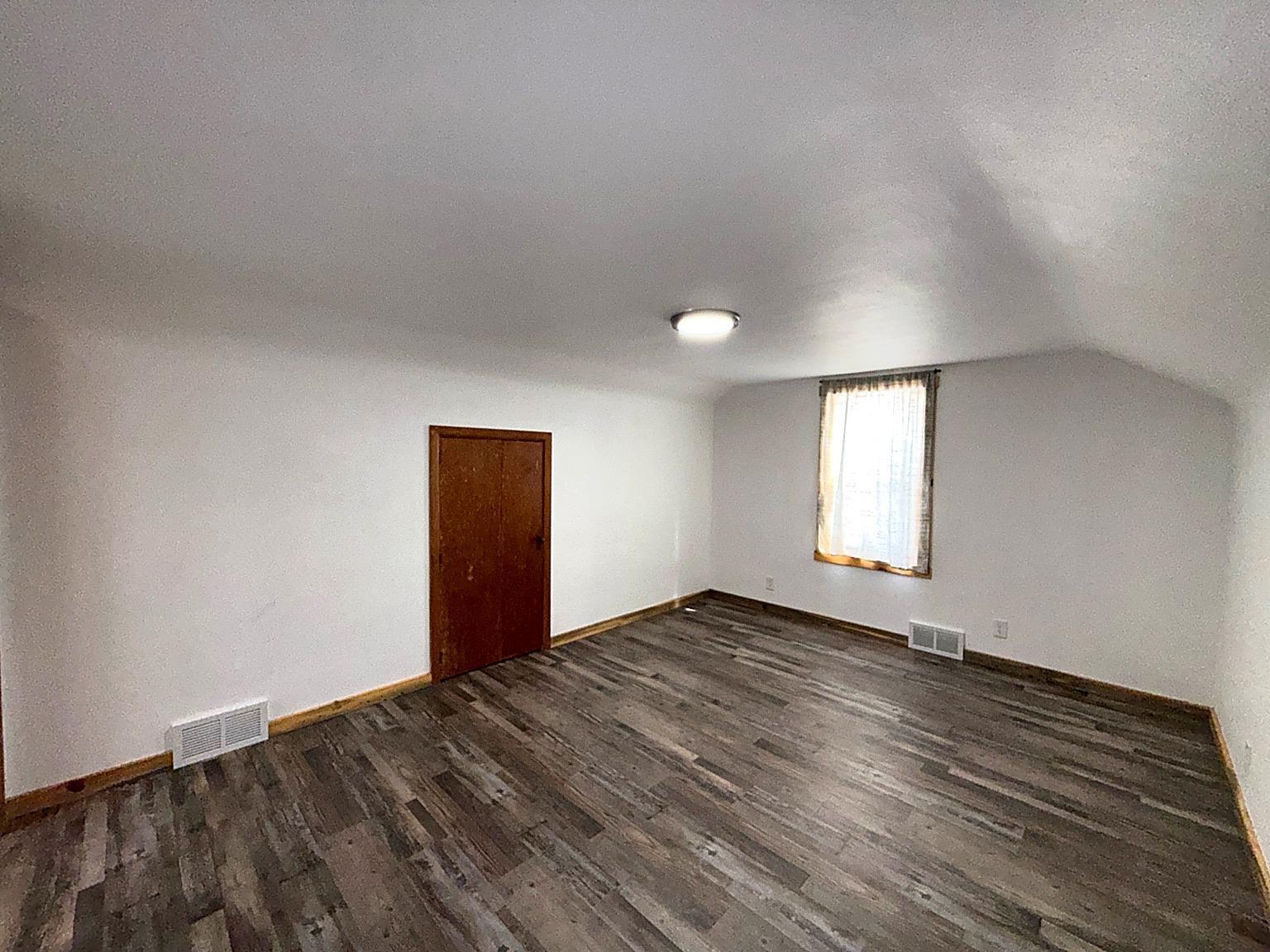 1960 single family home for sale at 23033 County Road 2 in Brainerd, MN — 4 bed, 2 bath (photo 38 of 57)