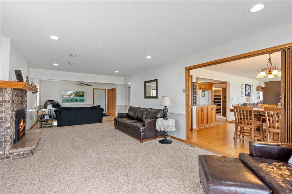 6286 Highland Scenic Road, Baxter MN 56425 - Photo 8 of 60