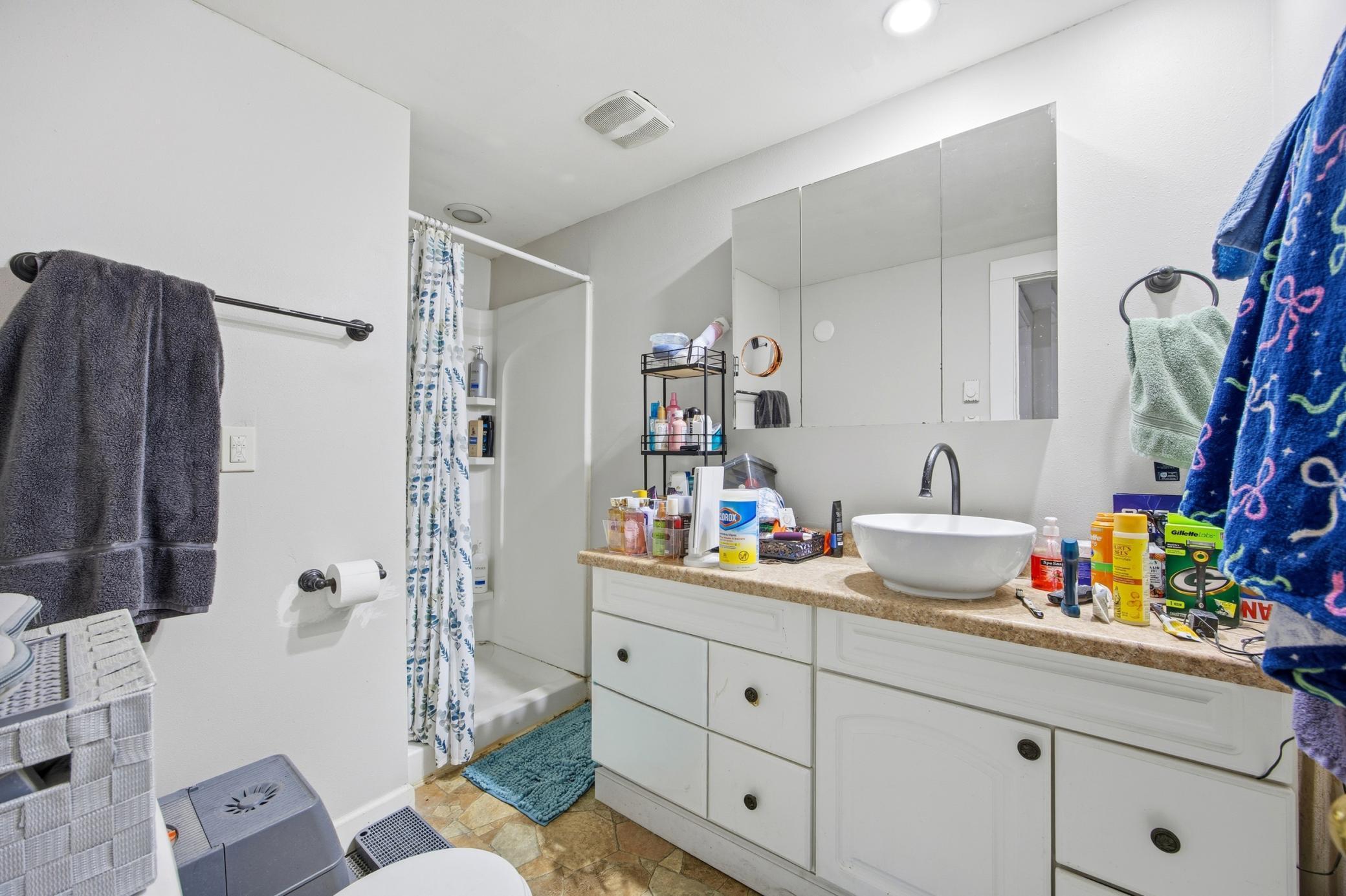 702 21st Street S, Fargo ND 58103 - Photo 13 of 19