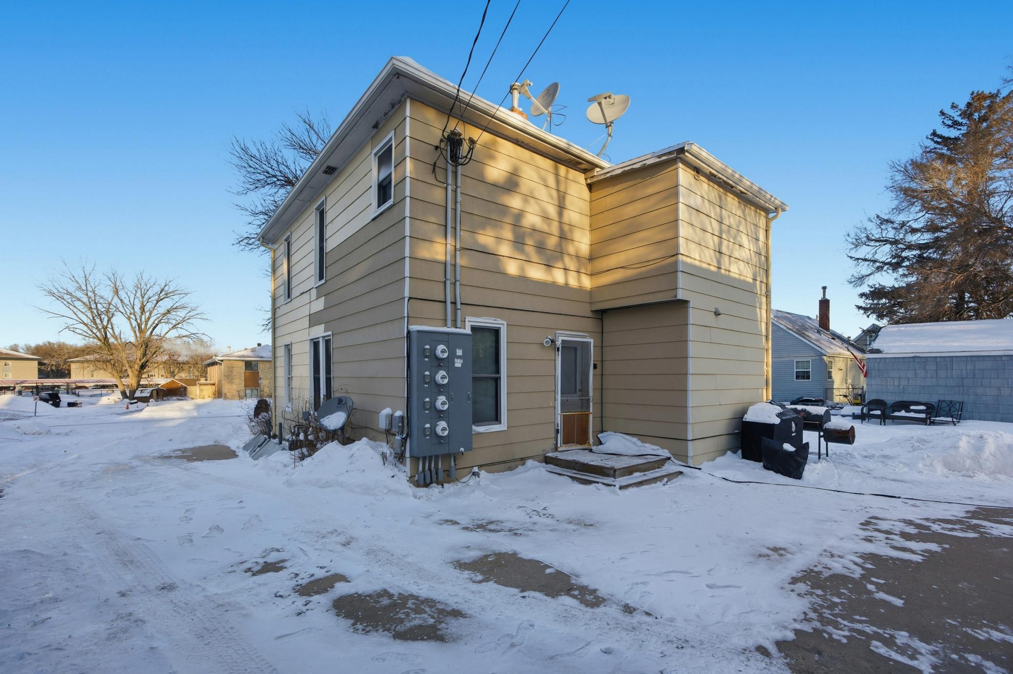 702 21st Street S, Fargo ND 58103 - Photo 5 of 19