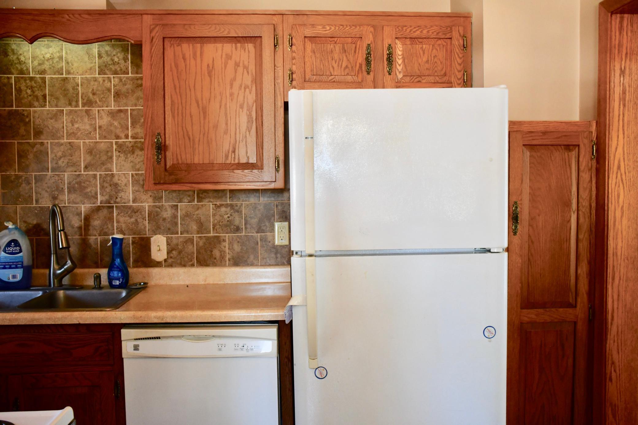 1940 single family home for sale at 216 6th Street W in Thief River Falls, MN — 4 bed, 3 bath (photo 11 of 45)