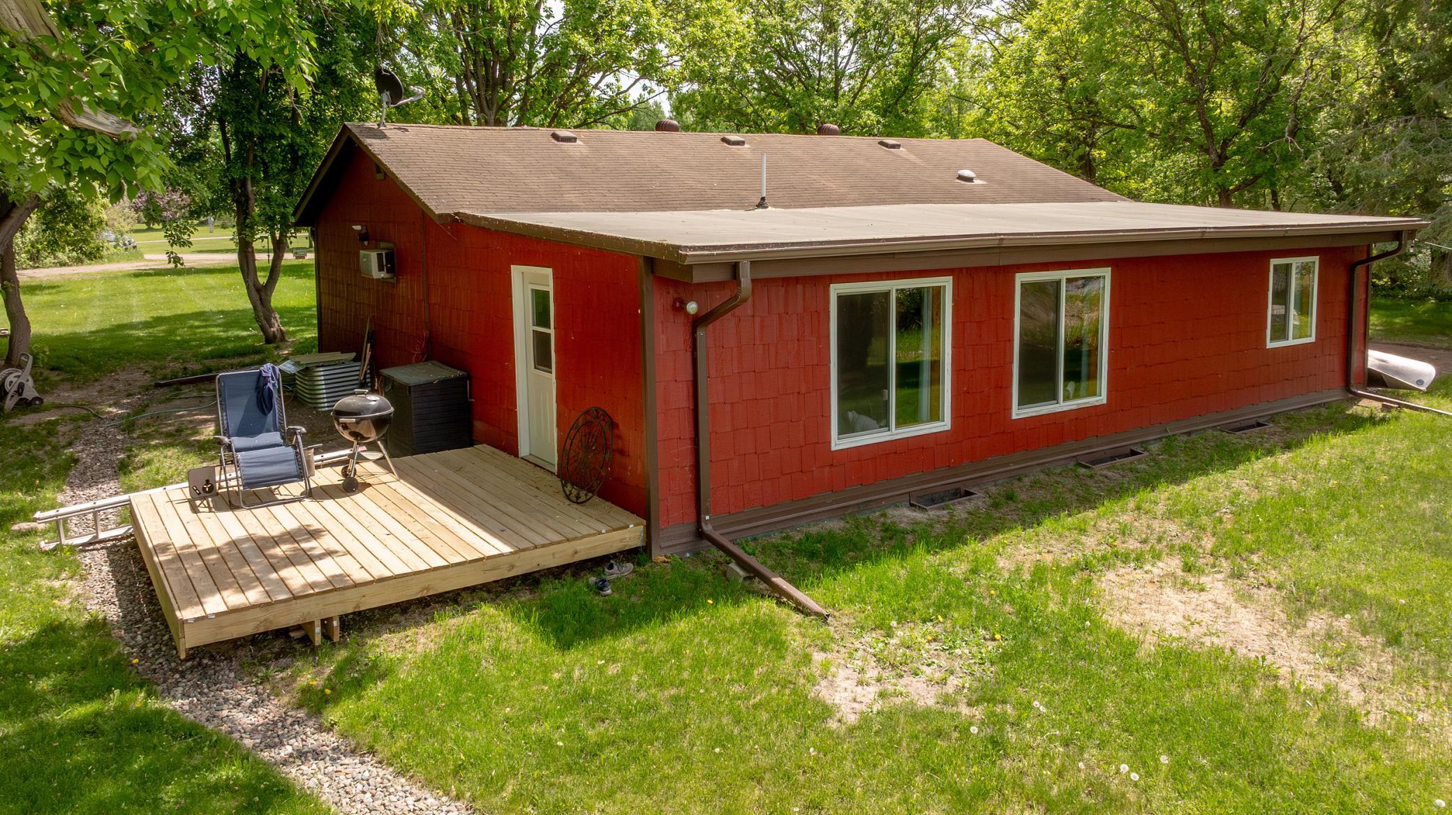 1981 single family home for sale at 30258 422nd Lane in Palisade, MN — 3 bed, 1 bath (photo 48 of 56)