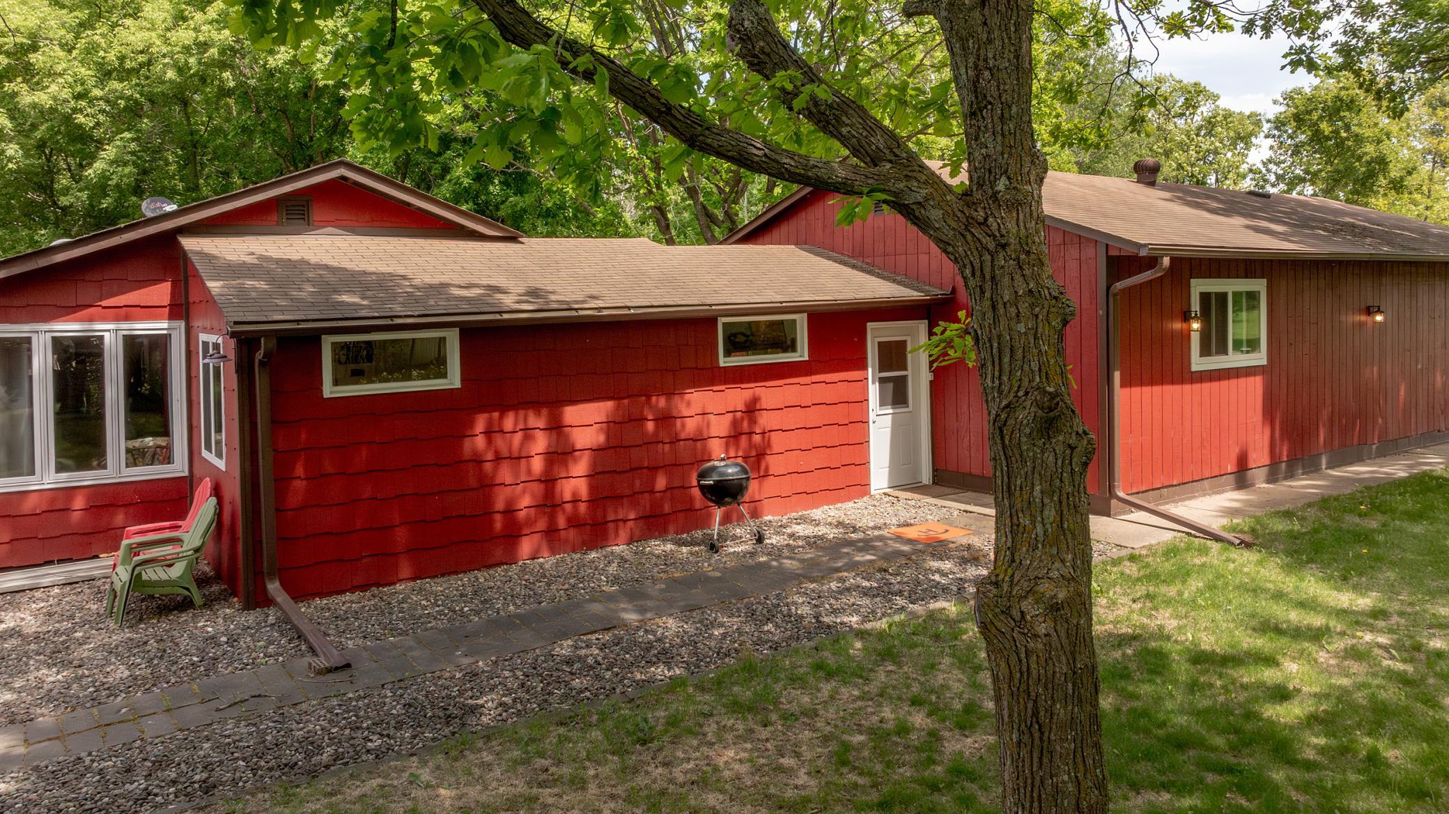 1981 single family home for sale at 30258 422nd Lane in Palisade, MN — 3 bed, 1 bath (photo 53 of 56)