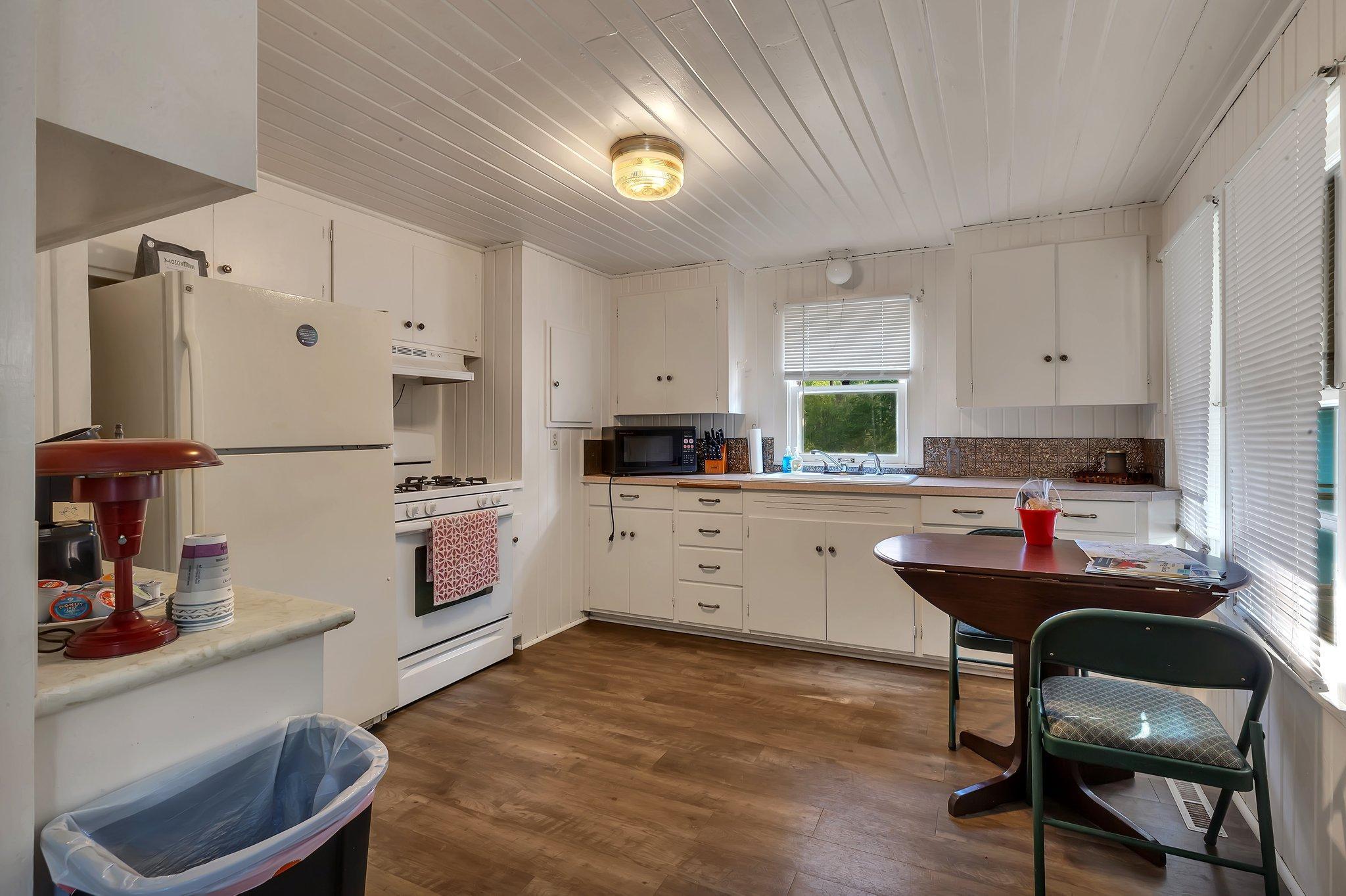 1970 single family home for sale at 20017 Grouse Road in Park Rapids, MN — 3 bed, 1 bath (photo 8 of 32)