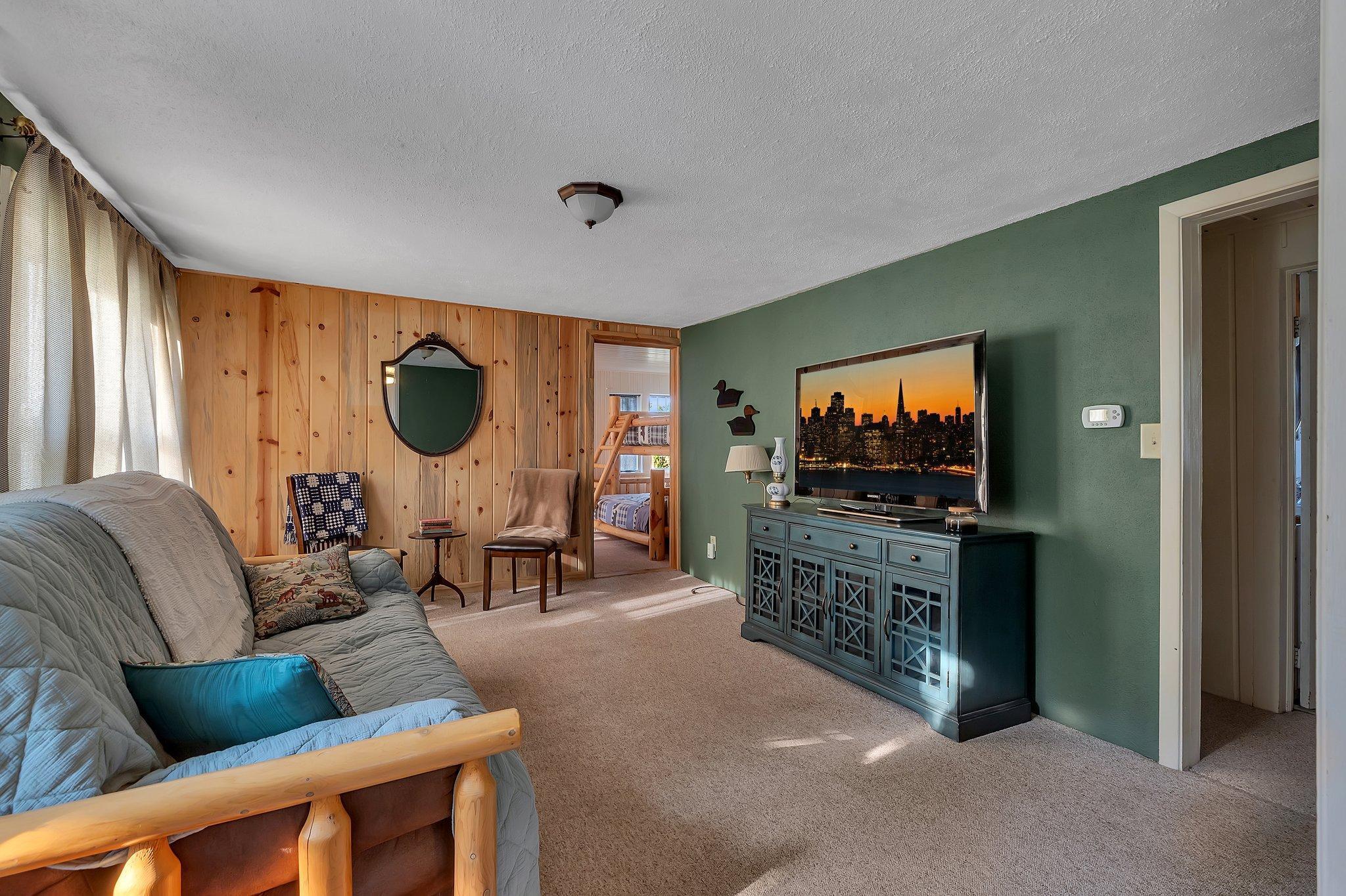 1970 single family home for sale at 20017 Grouse Road in Park Rapids, MN — 3 bed, 1 bath (photo 9 of 32)