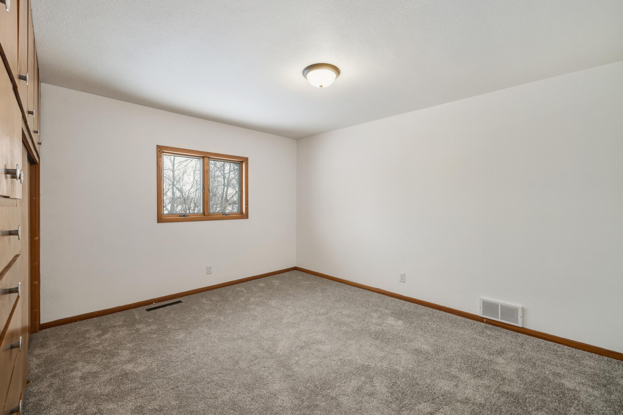 1960 single family home for sale at 610 6th Street in Hope, ND — 3 bed, 1 bath (photo 11 of 26)
