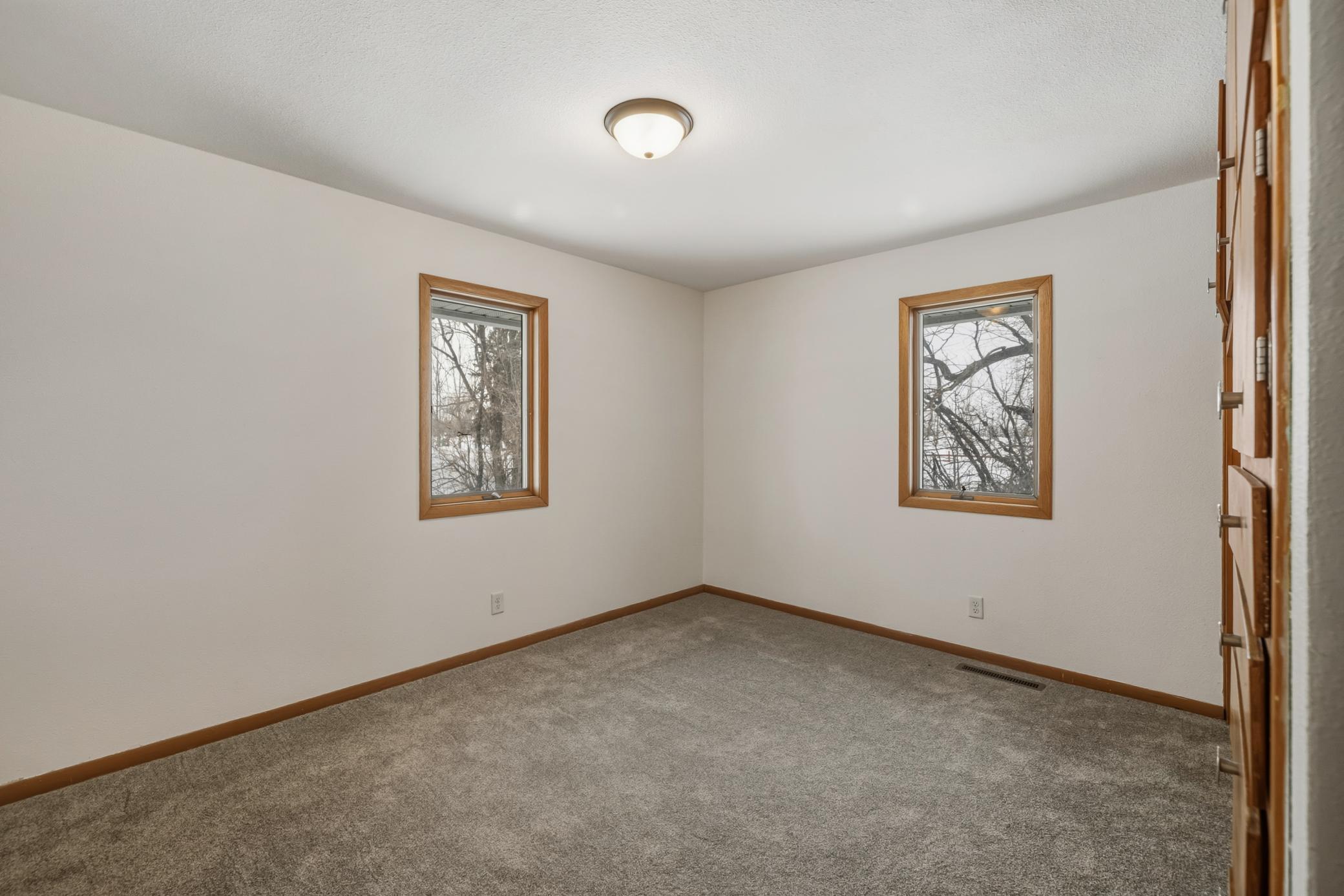 1960 single family home for sale at 610 6th Street in Hope, ND — 3 bed, 1 bath (photo 15 of 26)