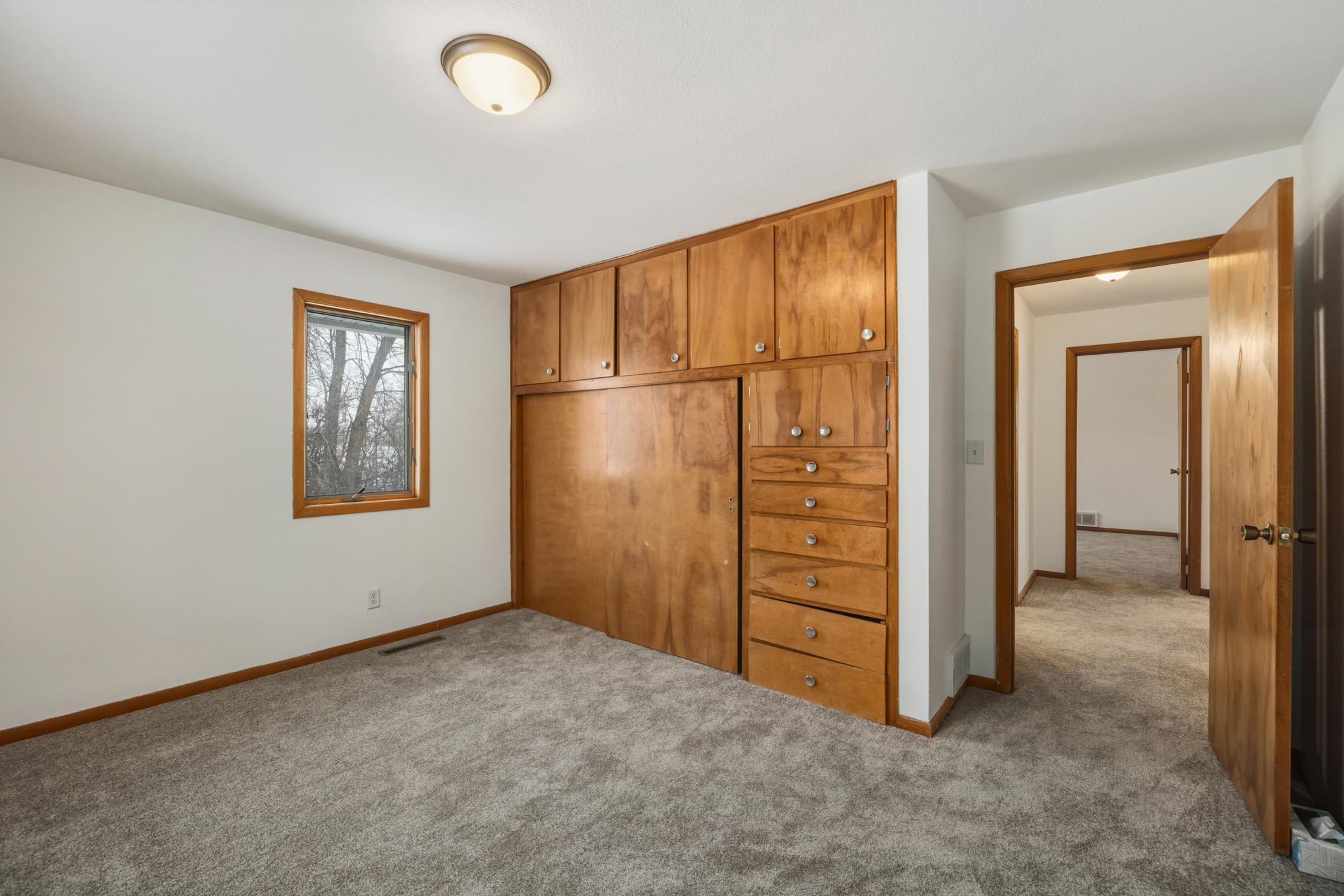 1960 single family home for sale at 610 6th Street in Hope, ND — 3 bed, 1 bath (photo 16 of 26)
