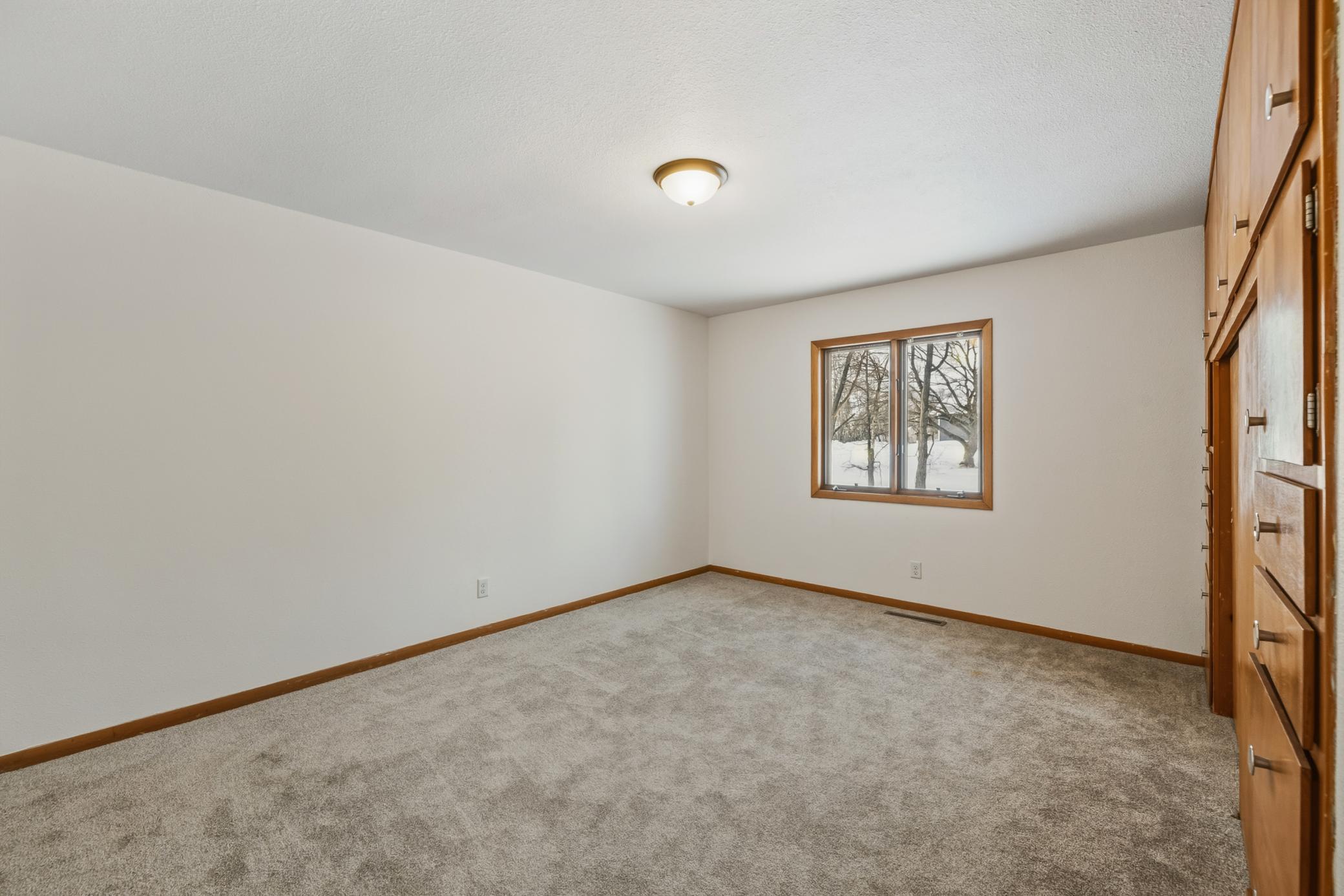 1960 single family home for sale at 610 6th Street in Hope, ND — 3 bed, 1 bath (photo 17 of 26)