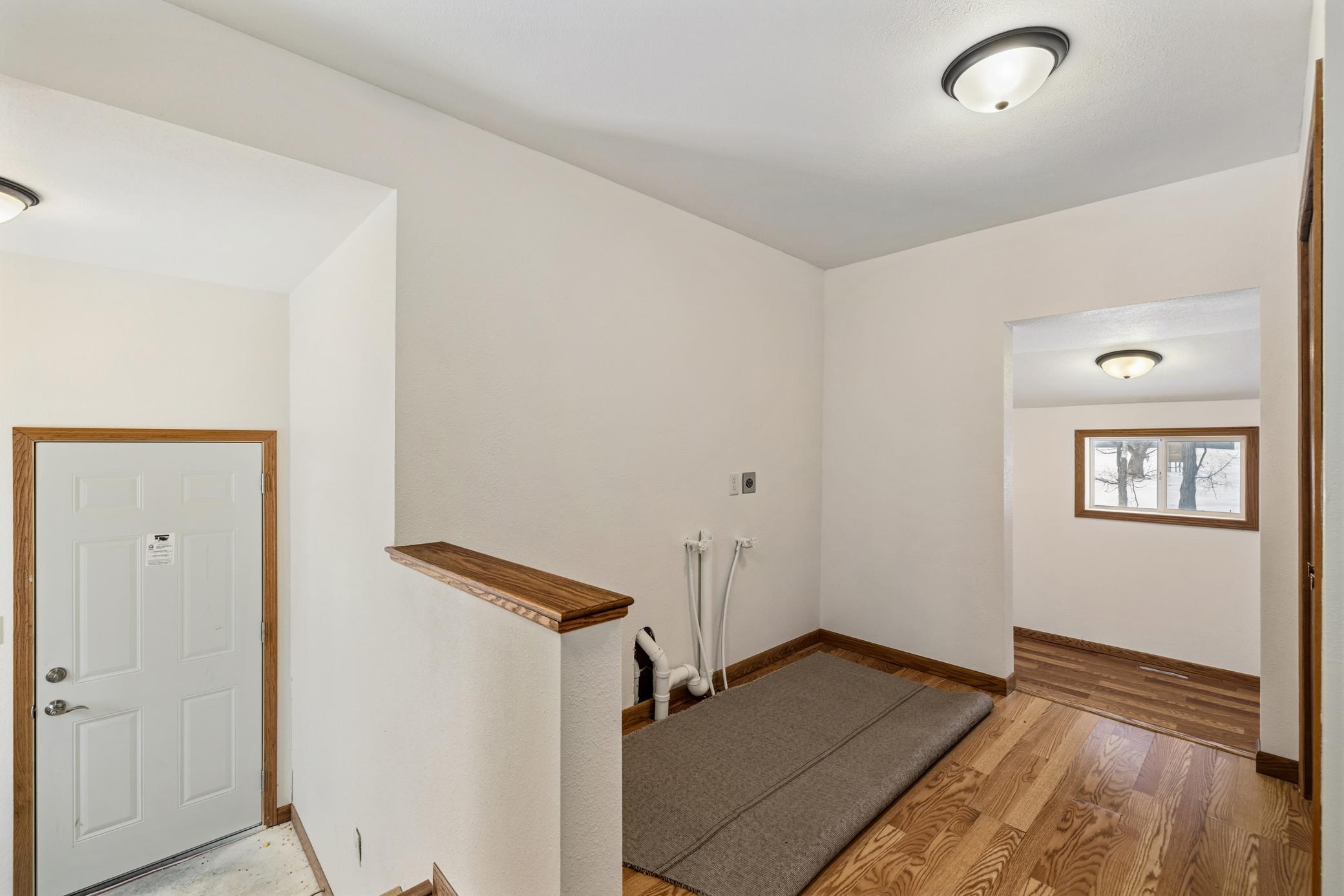 1960 single family home for sale at 610 6th Street in Hope, ND — 3 bed, 1 bath (photo 19 of 26)