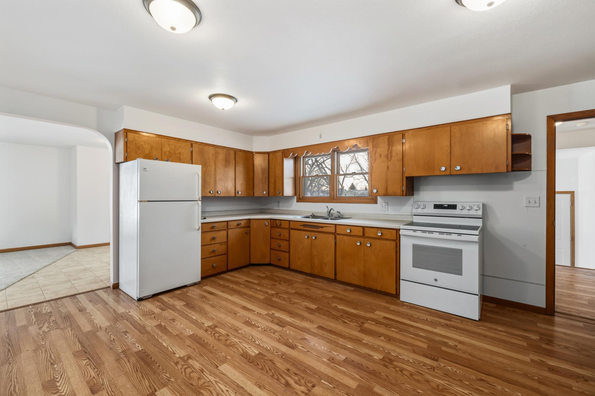 1960 single family home for sale at 610 6th Street in Hope, ND — 3 bed, 1 bath (photo 10 of 26)