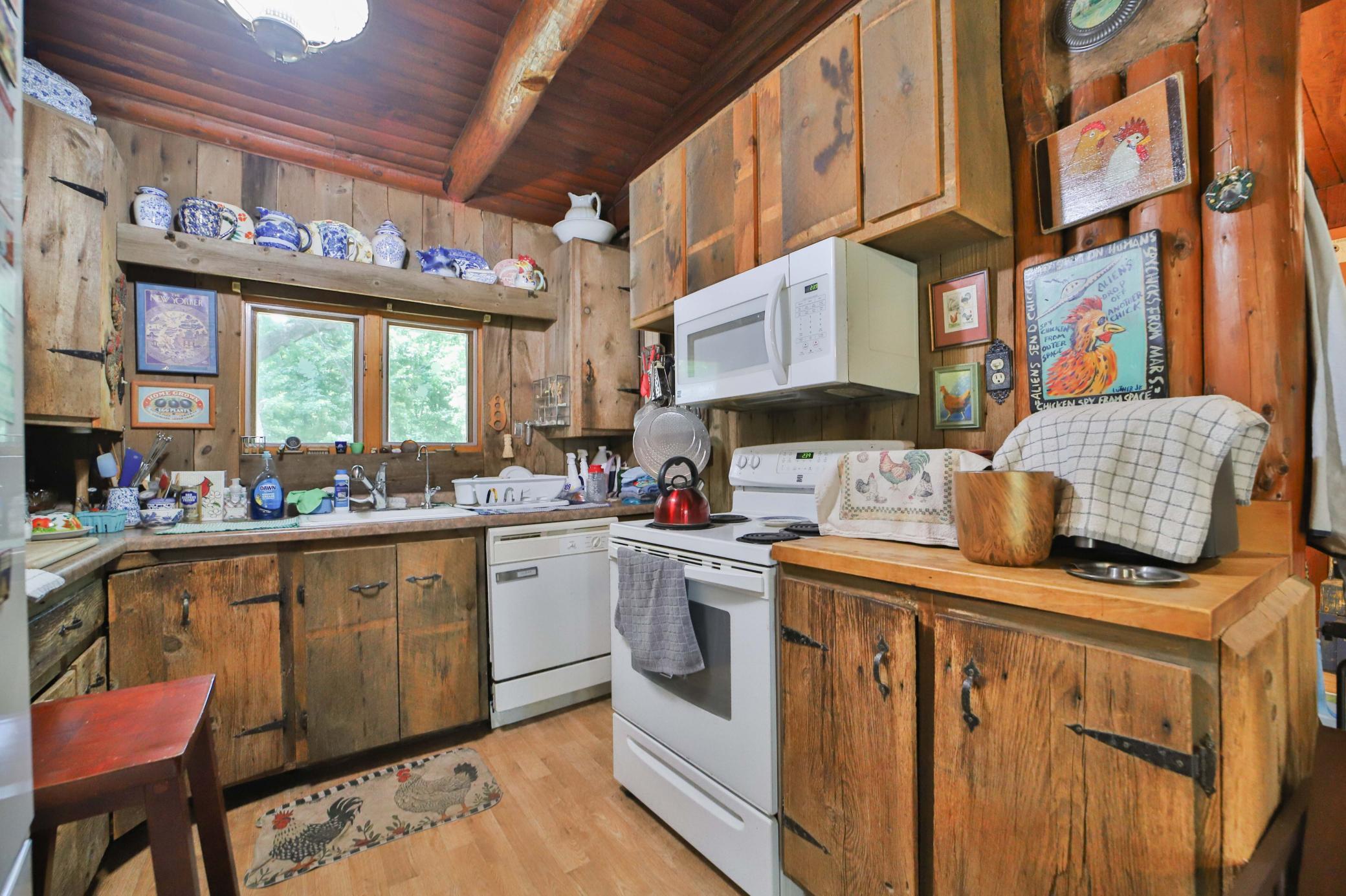 1900 single family home for sale at 29658 440th Avenue in Aitkin, MN — 2 bed, 2 bath (photo 5 of 49)