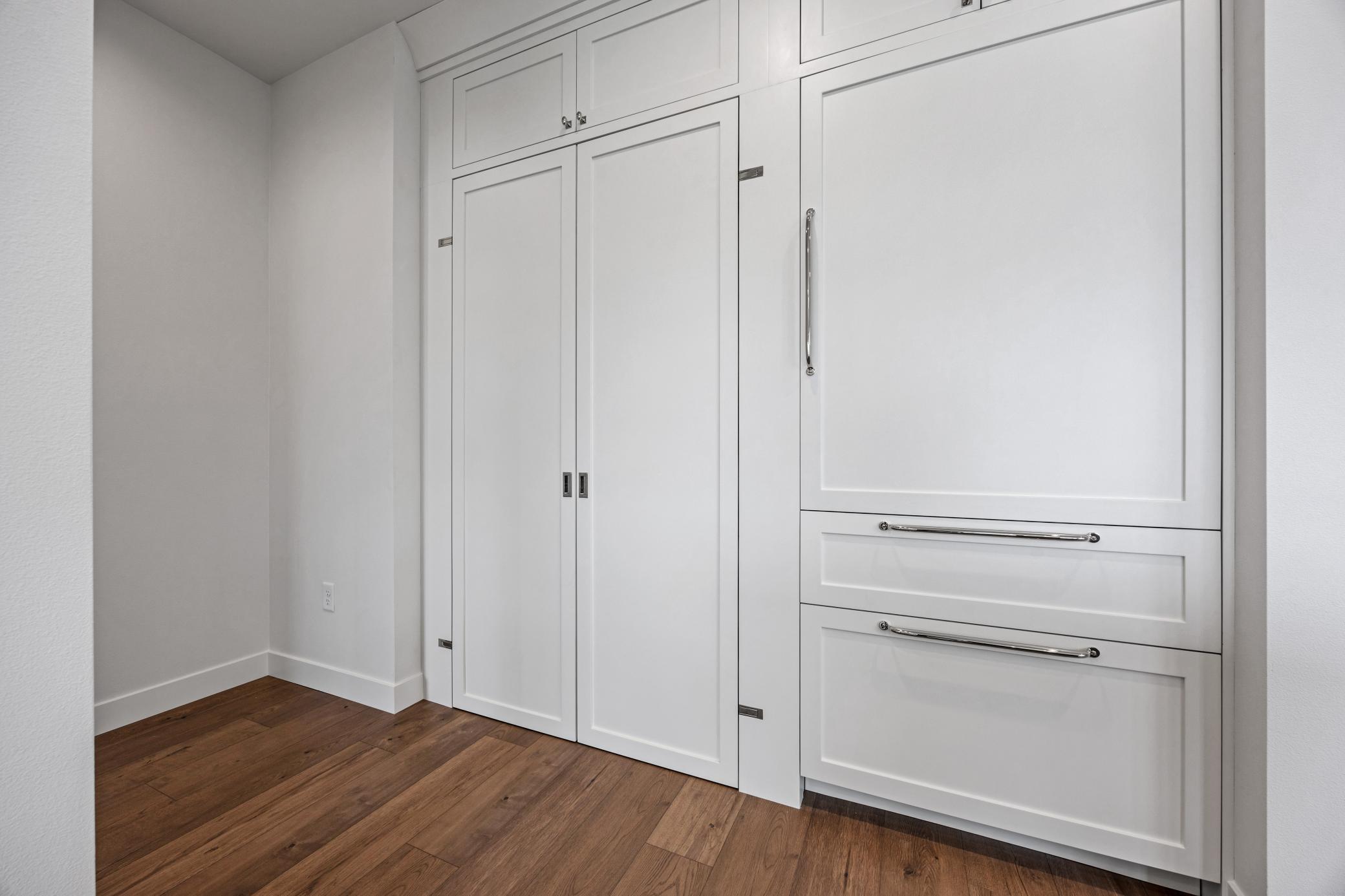 2026 single family home for sale at 406 Boehm Way in Colfax, ND — 5 bed, 3 bath (photo 22 of 61)