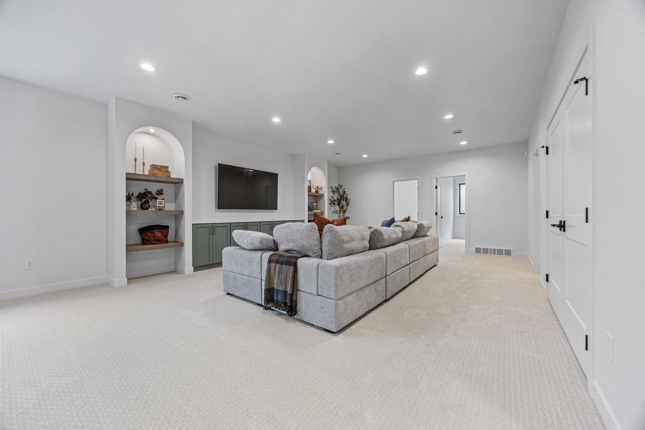 2026 single family home for sale at 406 Boehm Way in Colfax, ND — 5 bed, 3 bath (photo 51 of 61)