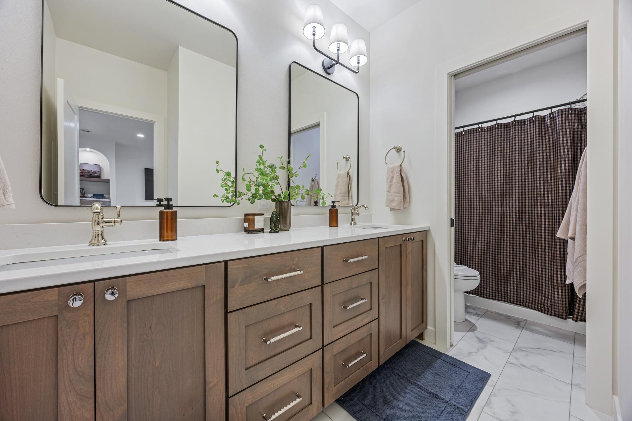 2026 single family home for sale at 406 Boehm Way in Colfax, ND — 5 bed, 3 bath (photo 58 of 61)