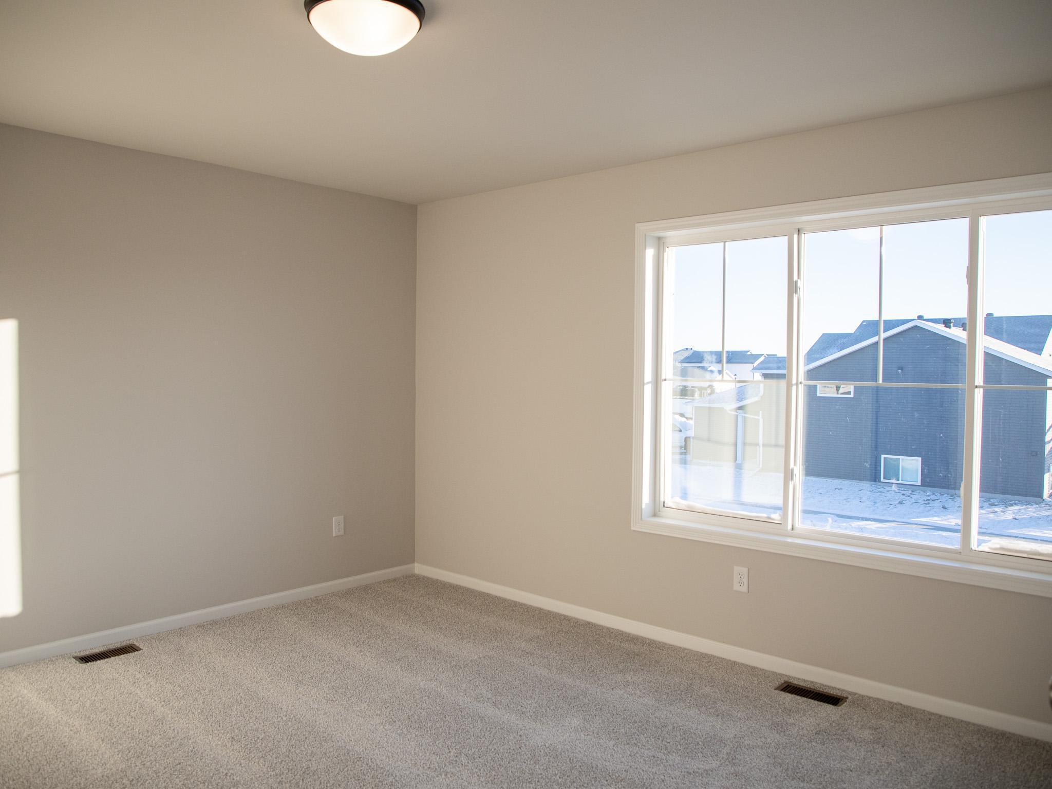 1187 Rachel Drive W, West Fargo ND 58078 - Photo 7 of 11