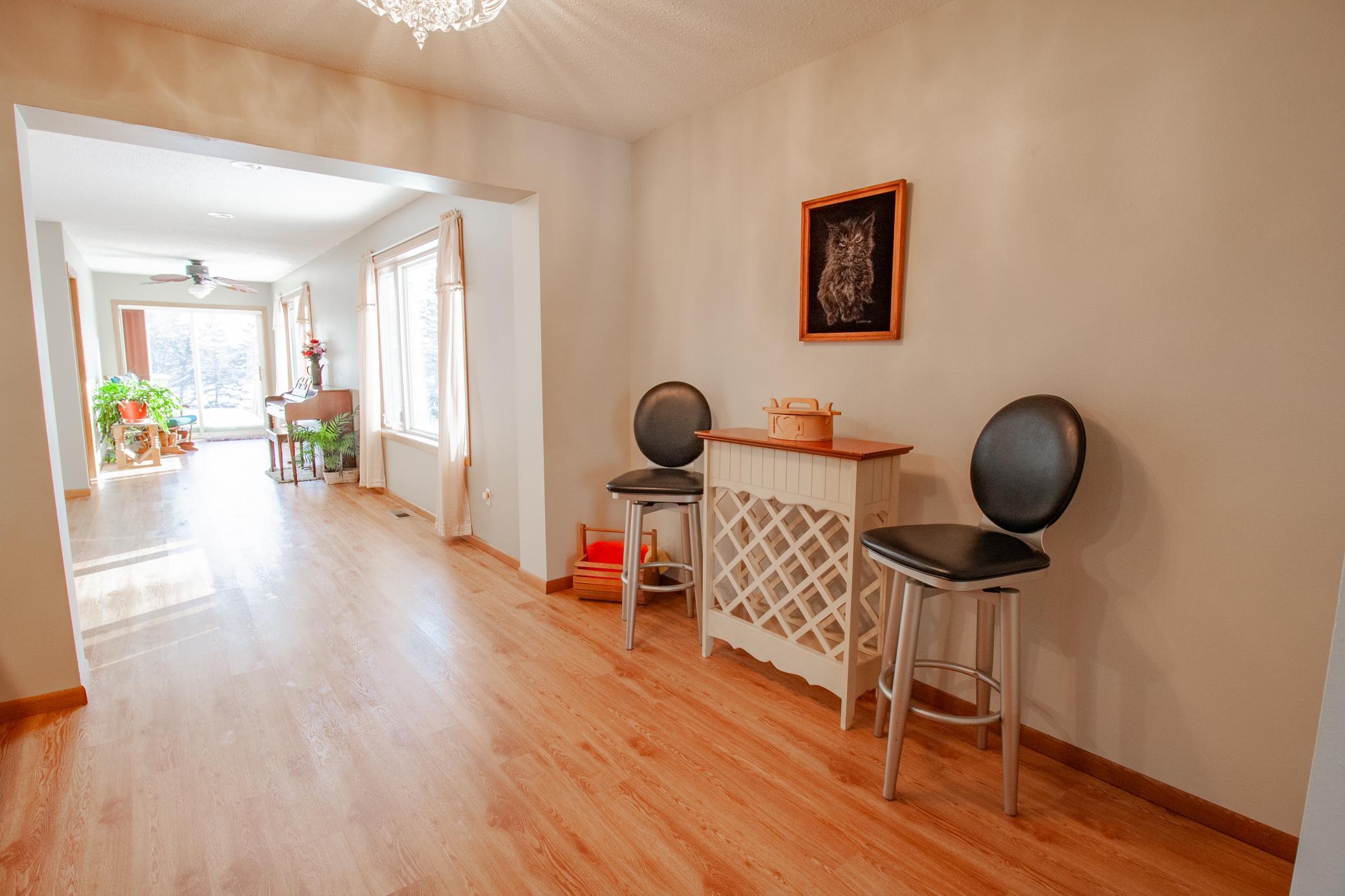 1985 single family home for sale at 2046 Northwood Lane in Fergus Falls, MN — 4 bed, 3 bath (photo 11 of 40)