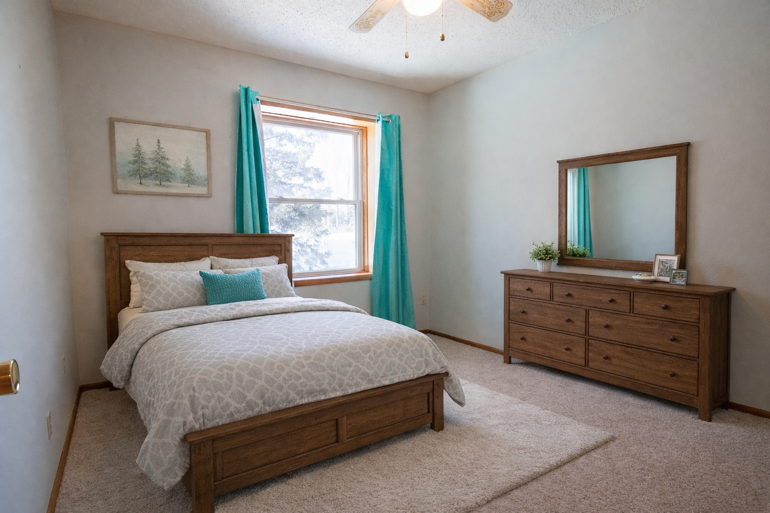1985 single family home for sale at 2046 Northwood Lane in Fergus Falls, MN — 4 bed, 3 bath (photo 26 of 40)