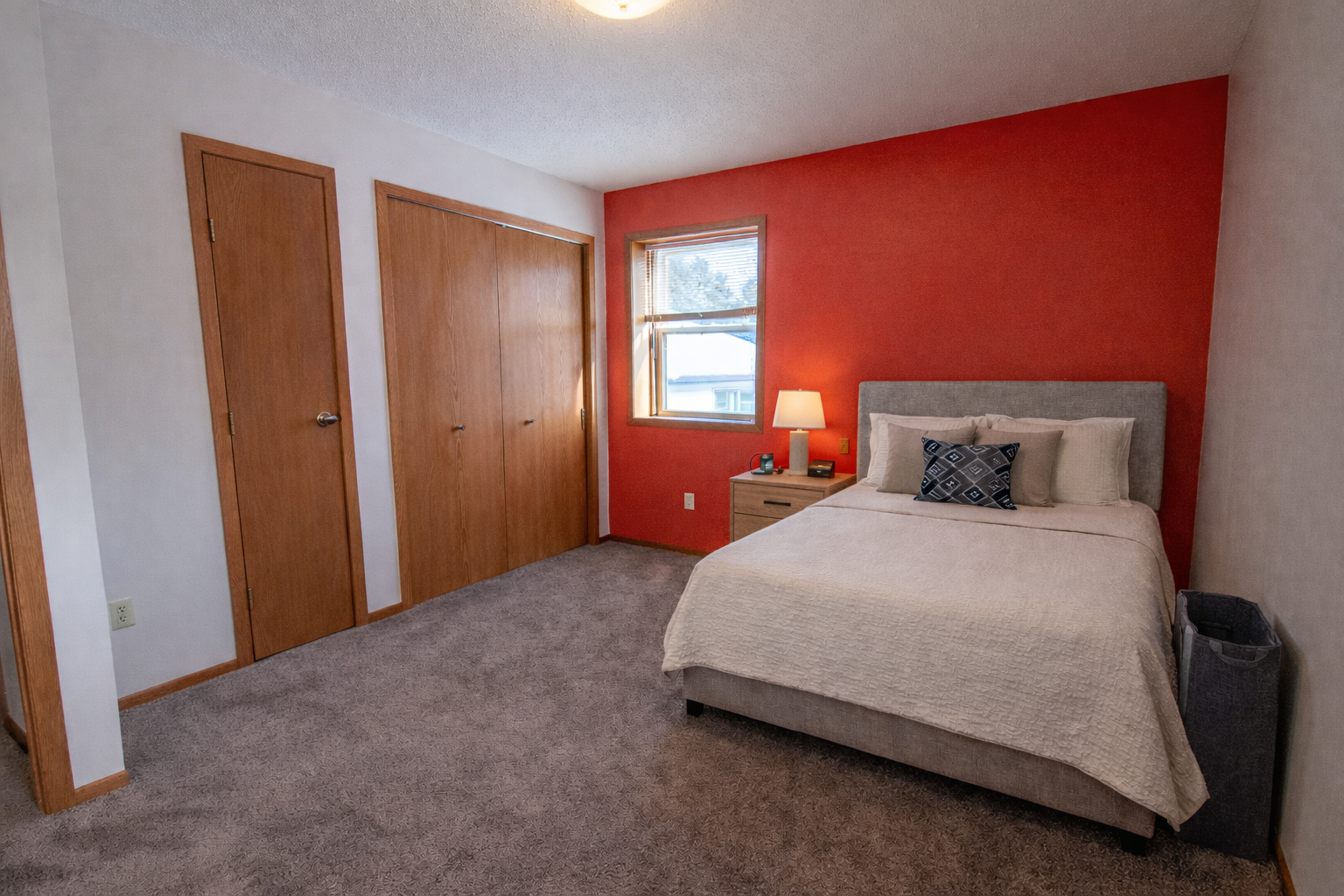 1985 single family home for sale at 2046 Northwood Lane in Fergus Falls, MN — 4 bed, 3 bath (photo 28 of 40)