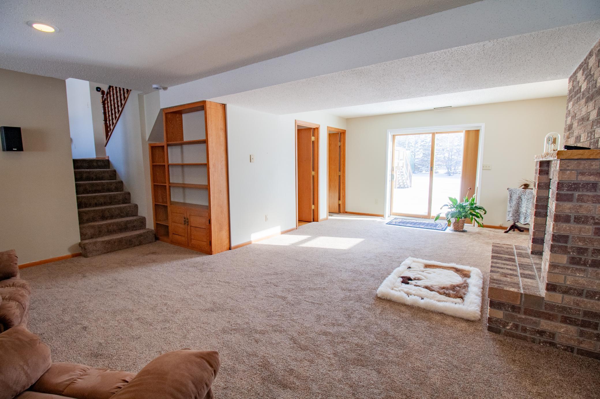 1985 single family home for sale at 2046 Northwood Lane in Fergus Falls, MN — 4 bed, 3 bath (photo 32 of 40)