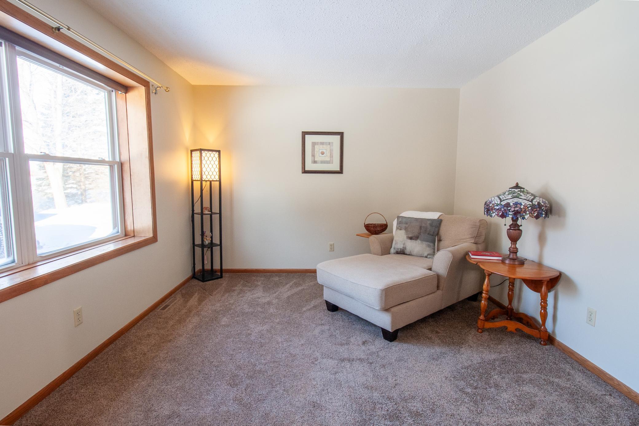 1985 single family home for sale at 2046 Northwood Lane in Fergus Falls, MN — 4 bed, 3 bath (photo 10 of 40)