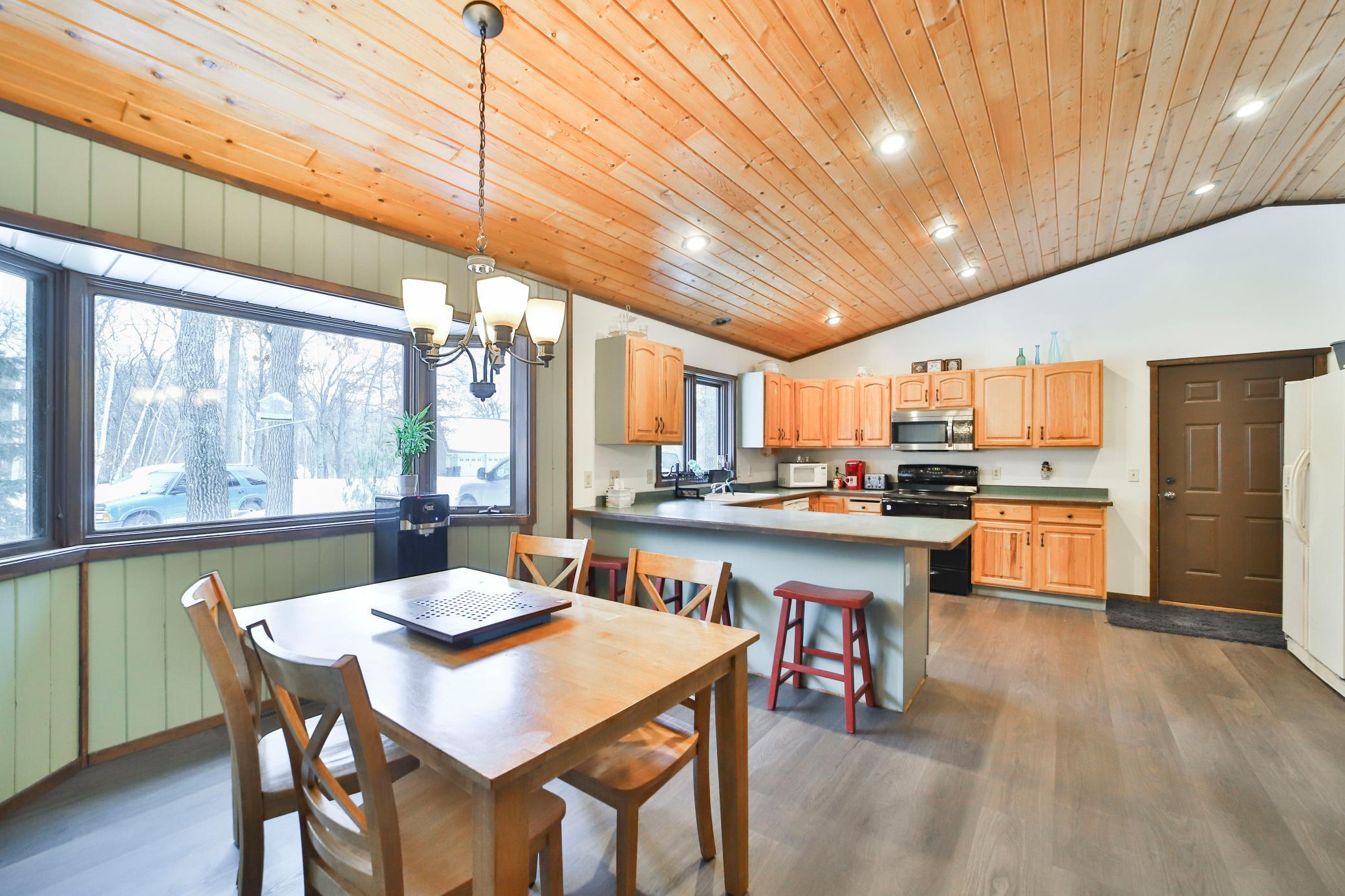 1998 single family home for sale at 10824 1st Street Circle in Breezy Point, MN — 4 bed, 3 bath (photo 12 of 52)