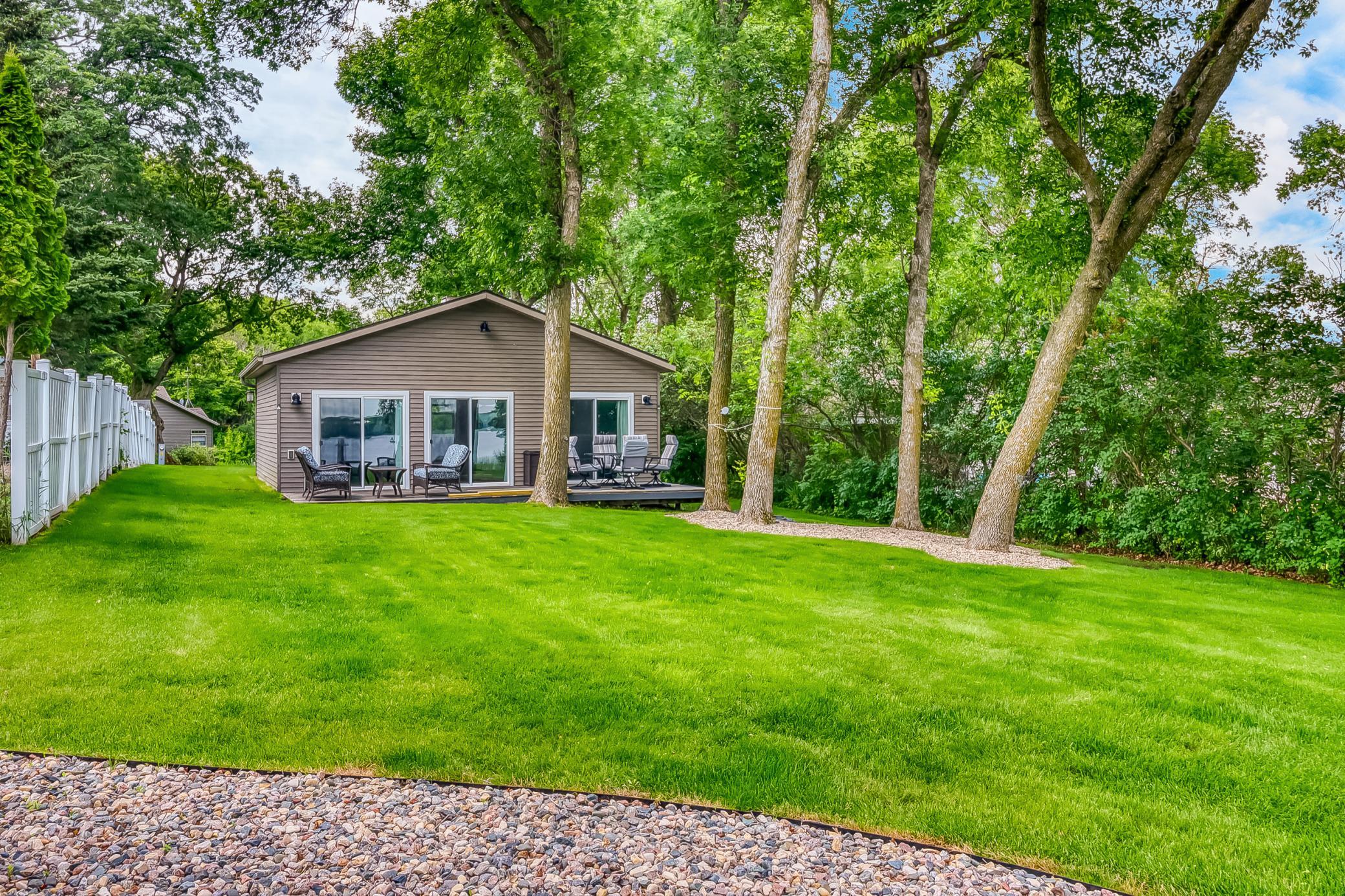 2003 single family home for sale at 46747 Poss Beach Road in Pelican Rapids, MN — 4 bed, 3 bath (photo 25 of 39)