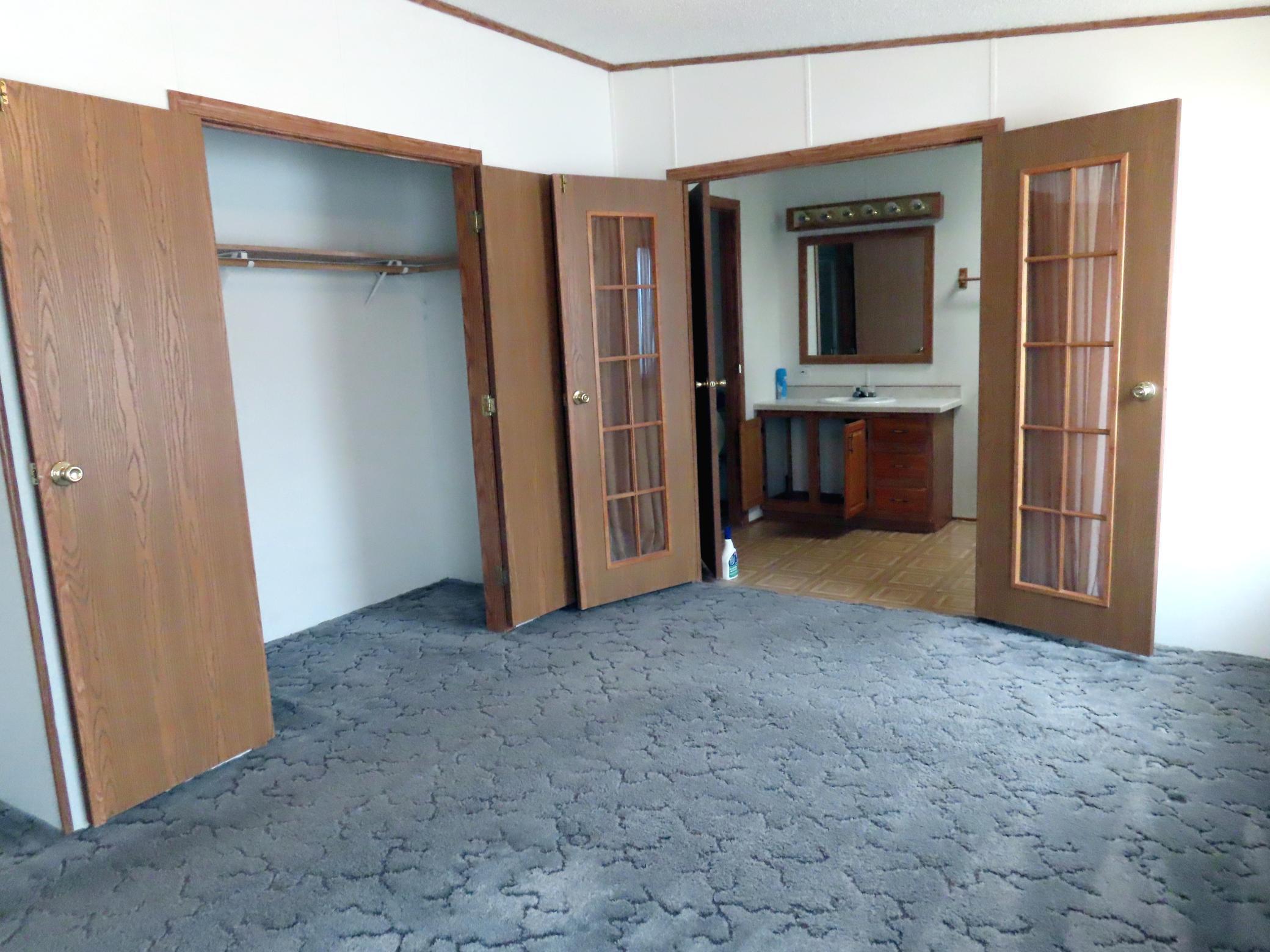 1997 single family home for sale at 18340 US Highway 59 NE in Thief River Falls, MN — 3 bed, 2 bath (photo 15 of 34)