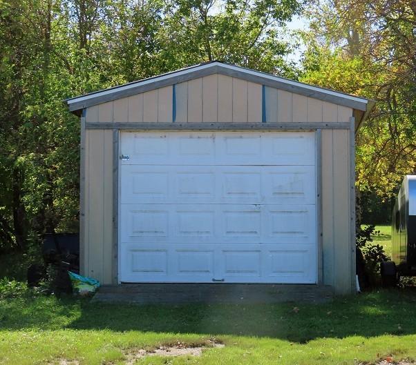 1997 single family home for sale at 18340 US Highway 59 NE in Thief River Falls, MN — 3 bed, 2 bath (photo 34 of 34)