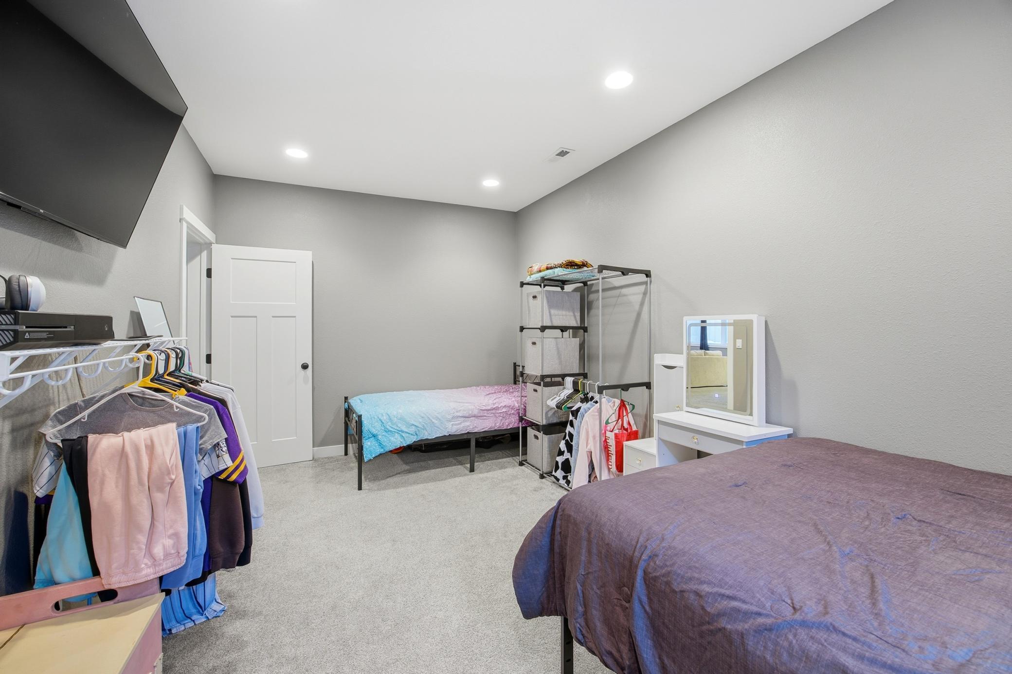 1465 Shawnas Place S, Fargo ND 58104 - Photo 31 of 43