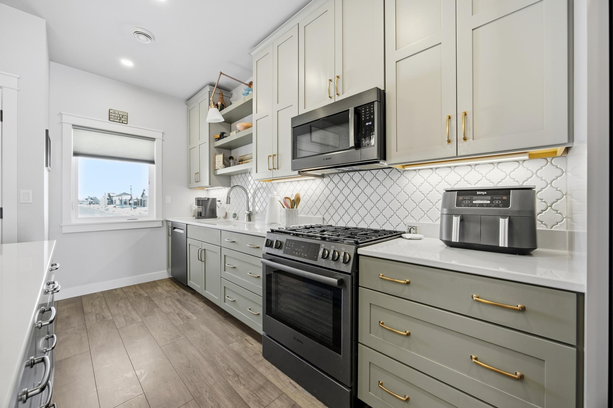2023 single family home for sale at 1576 75th Avenue S in Fargo, ND — 2 bed, 2 bath (photo 12 of 26)